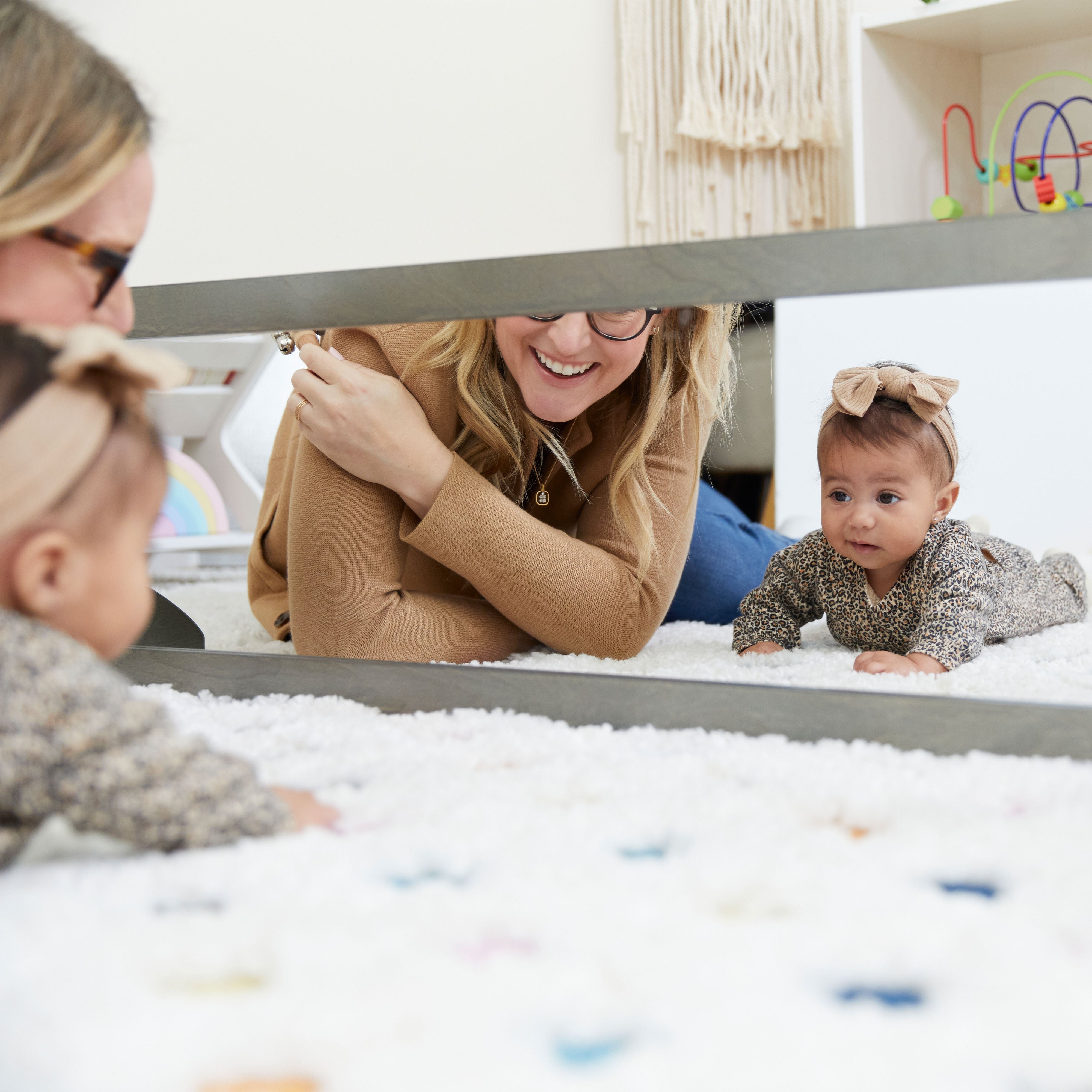 Double-Sided Bi-Directional Mirror