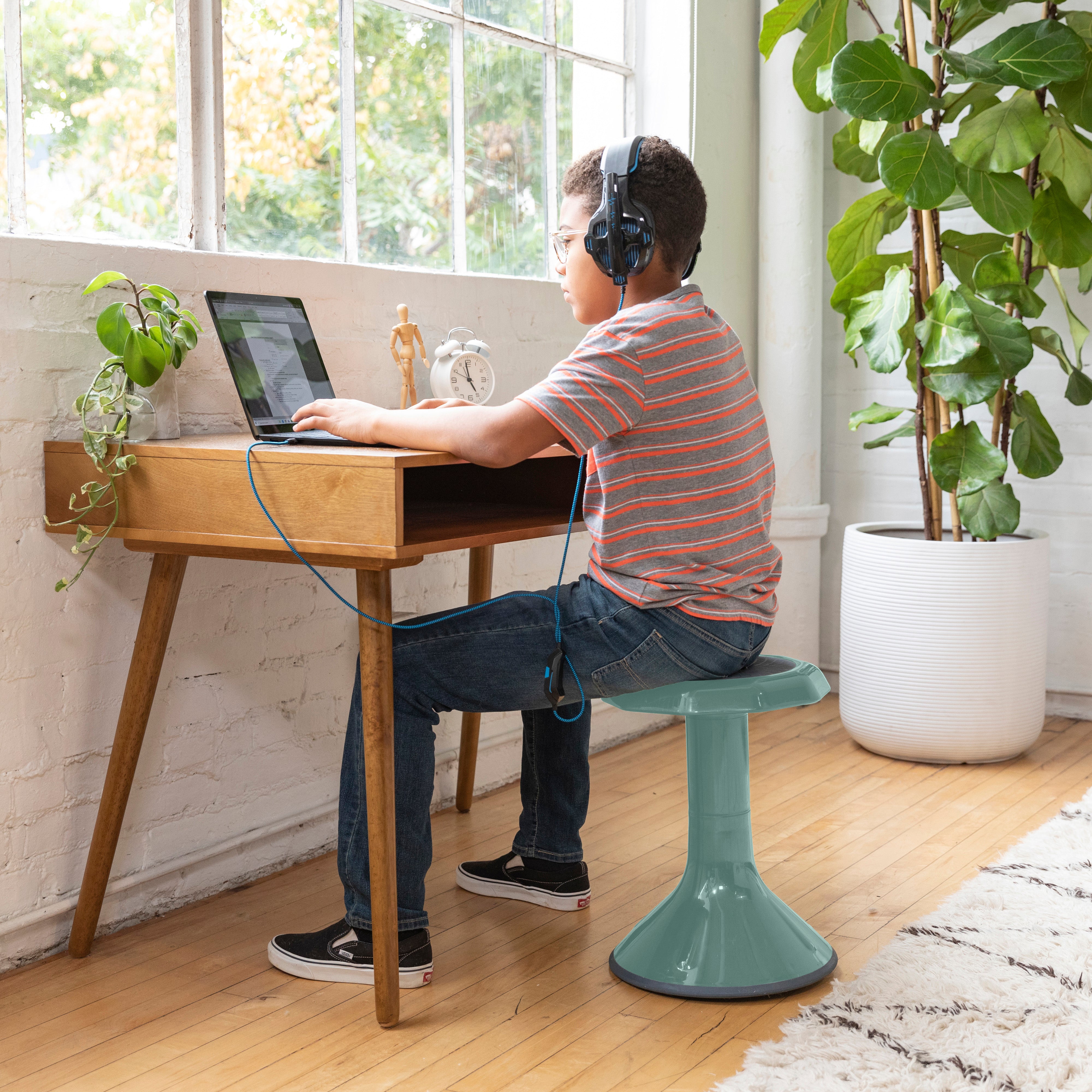 ACE Active Core Engagement Wobble Stool, 18-Inch Seat Height