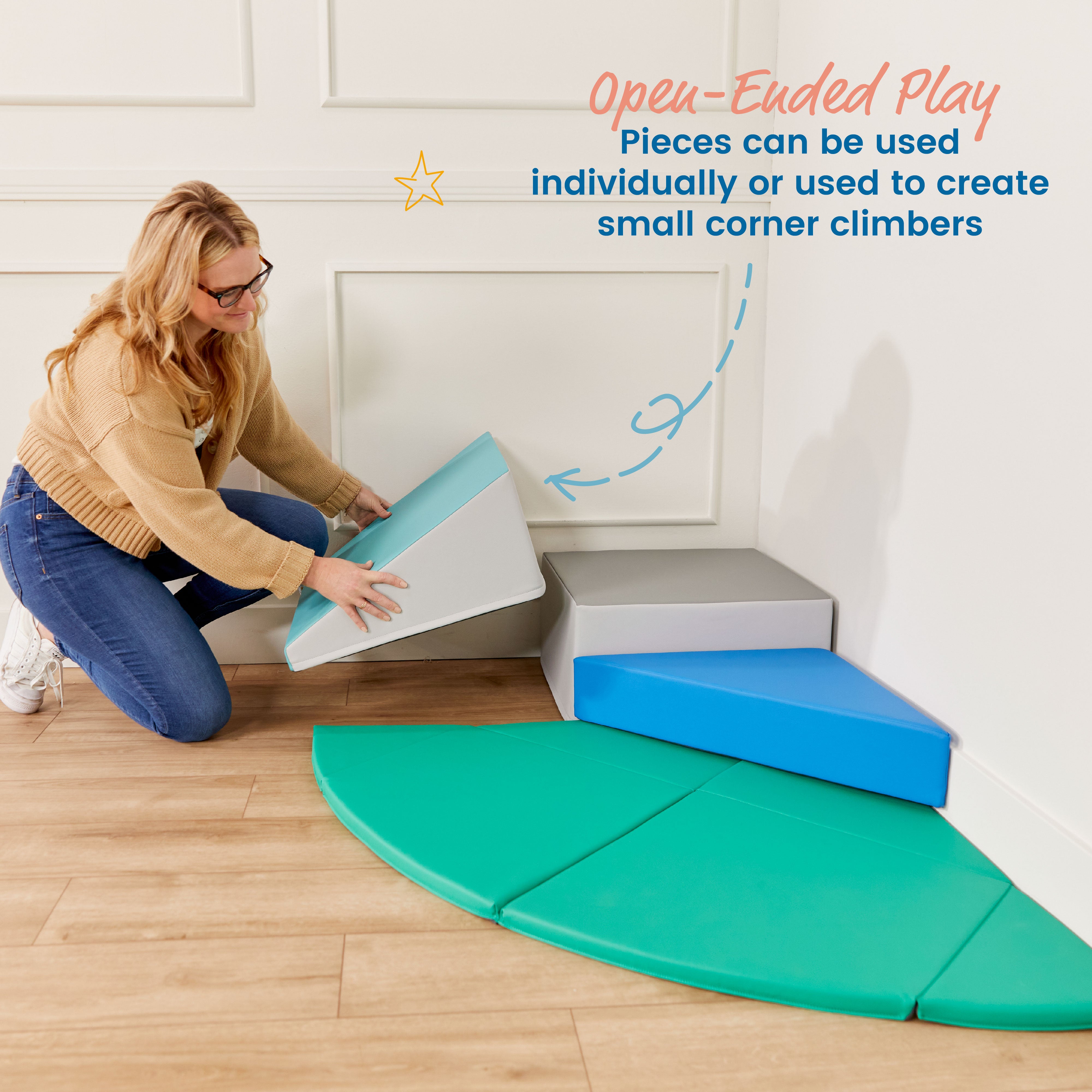 Adventurer's Summit with Ramps, 17-Piece