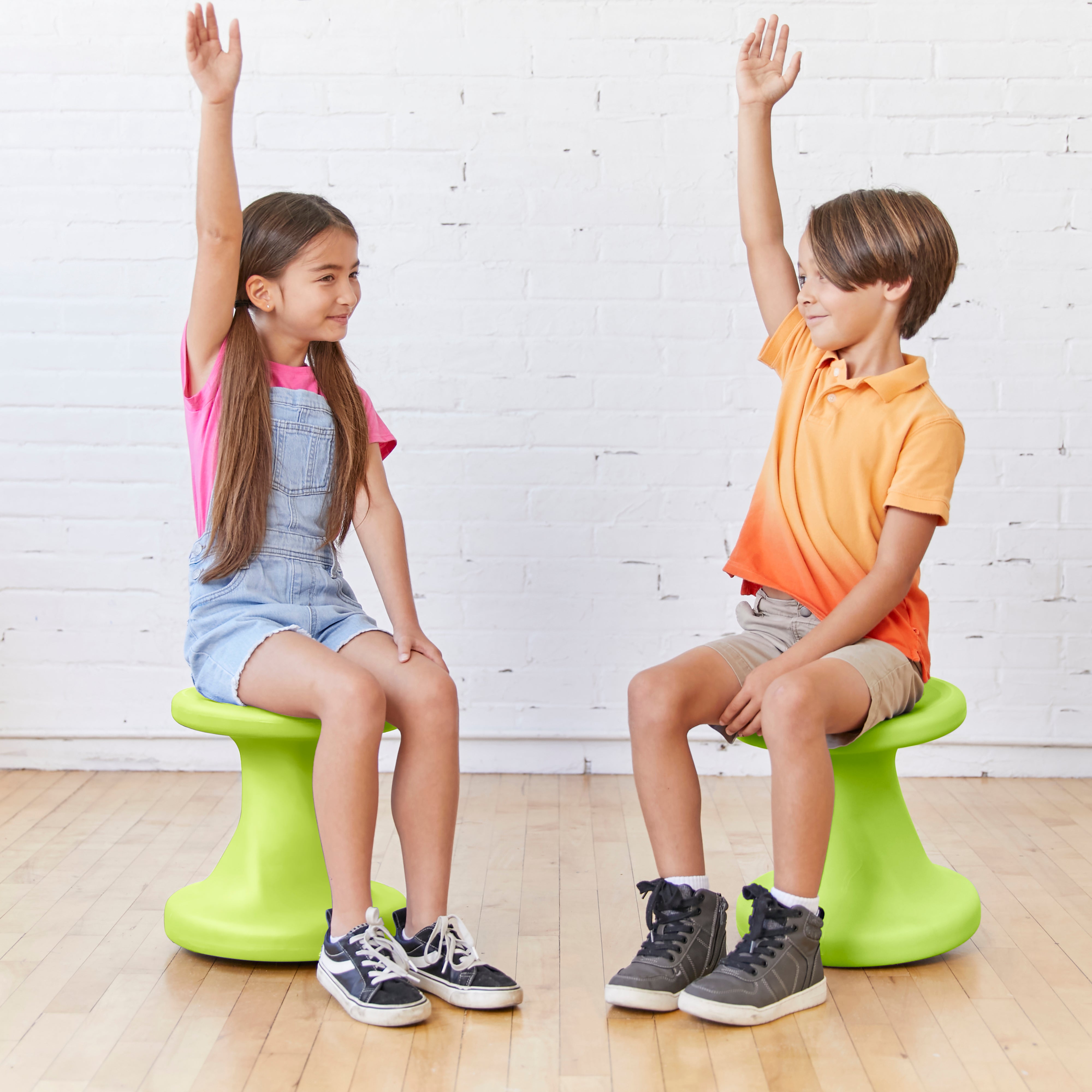 Twist Wobble Stool, 14in Seat Height