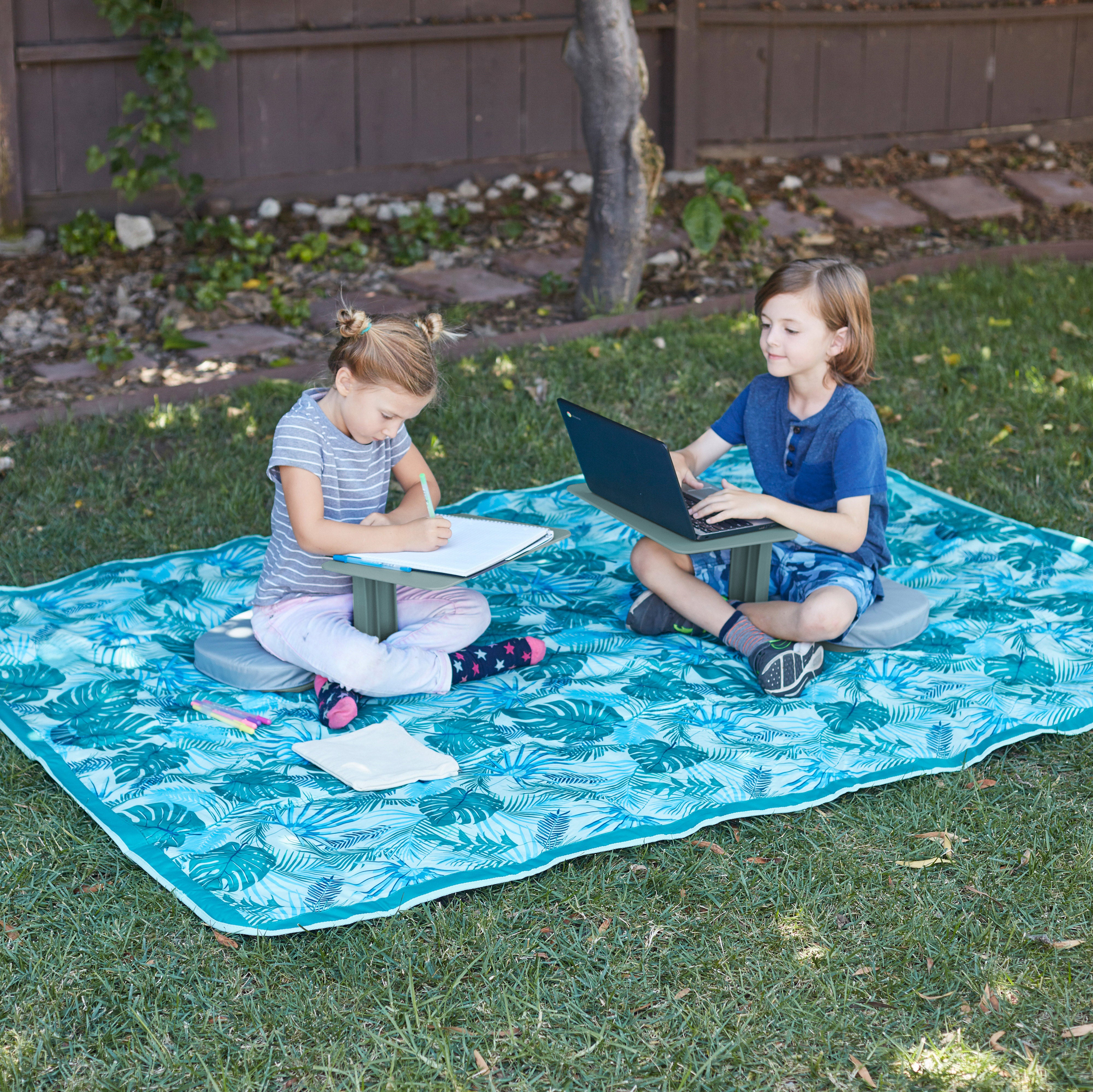 The Surf Portable Lap Desk, Flexible Seating