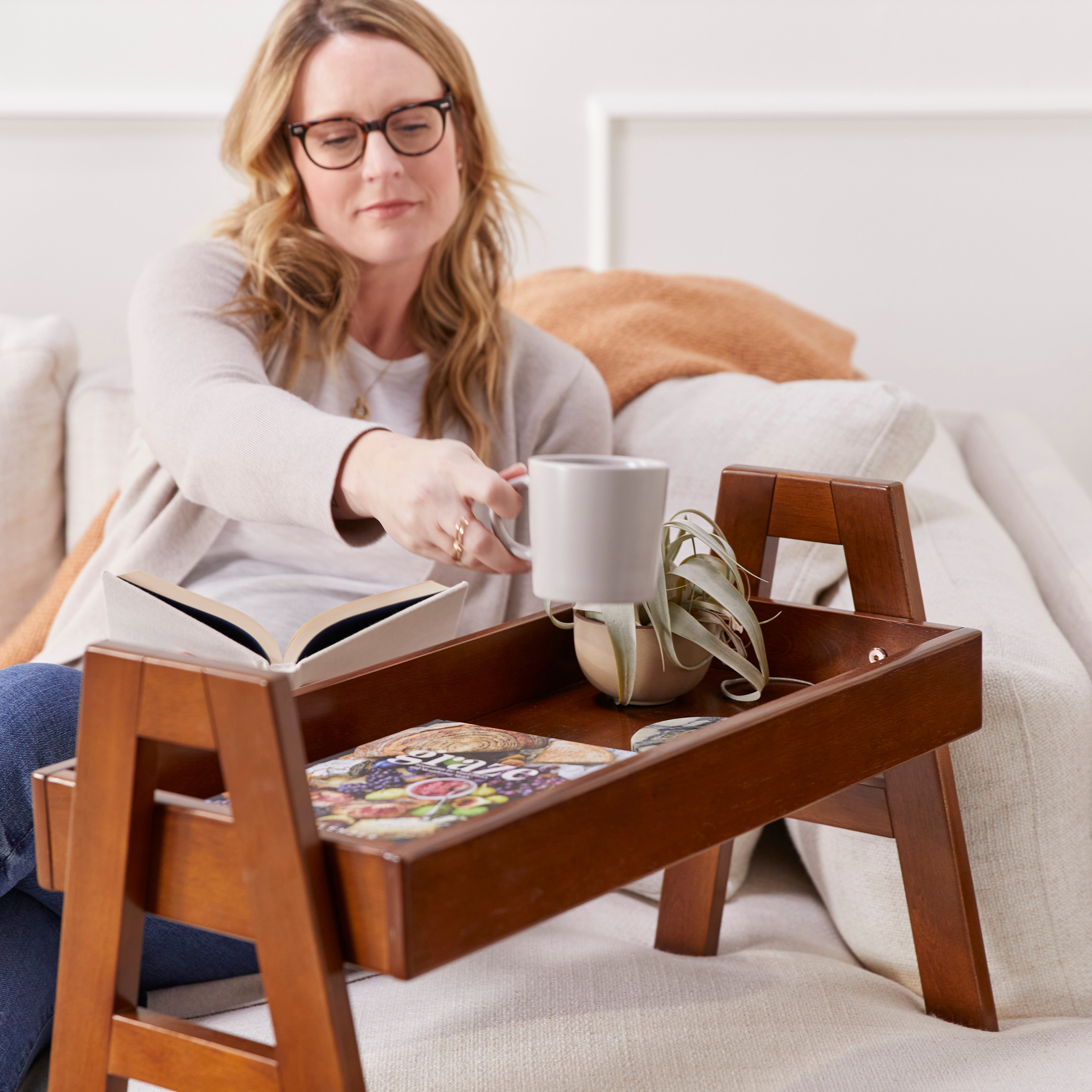 Adjustable Stacking Shelf Organizer with Full Edge