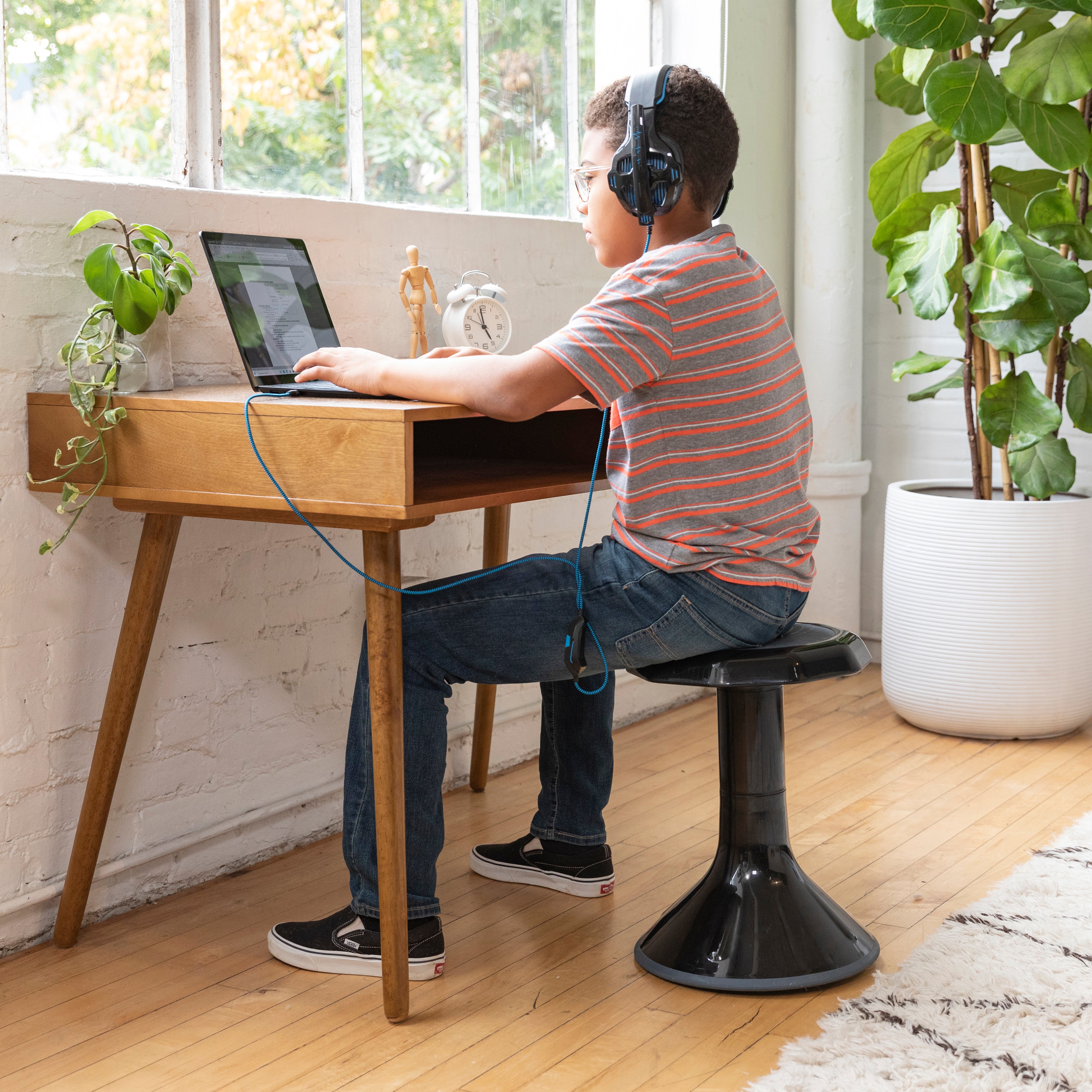 ACE Active Core Engagement Wobble Stool, 18-Inch Seat Height