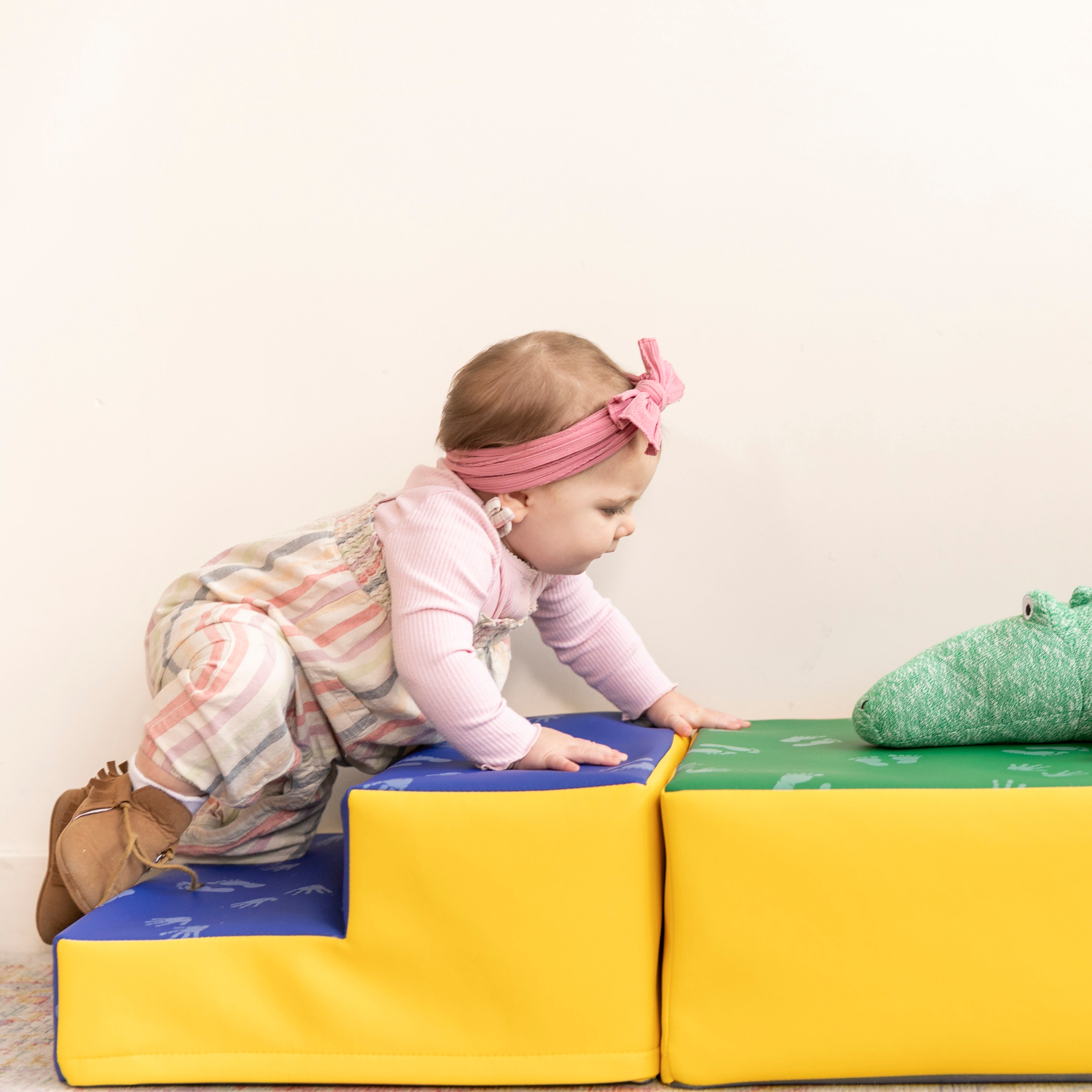 Junior Little Me Crawl and Slide Wall Climber, 3-Piece