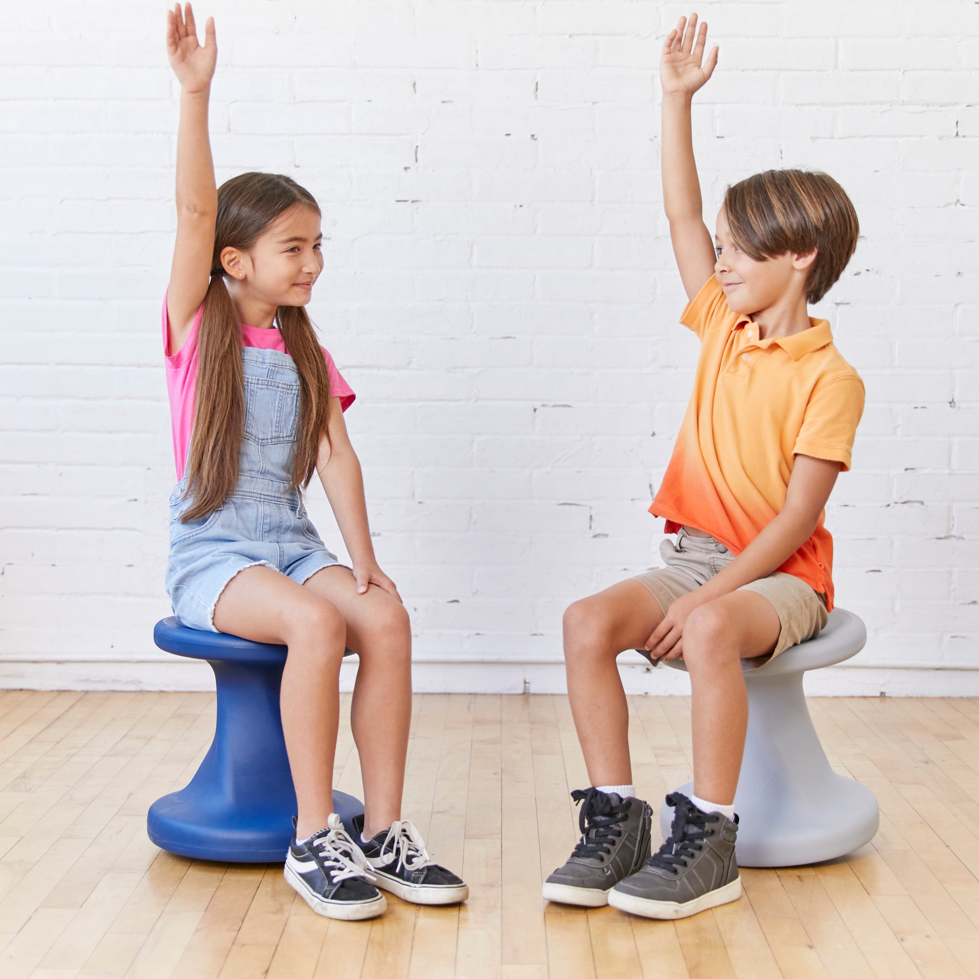 Twist Wobble Stool, 14in Seat Height