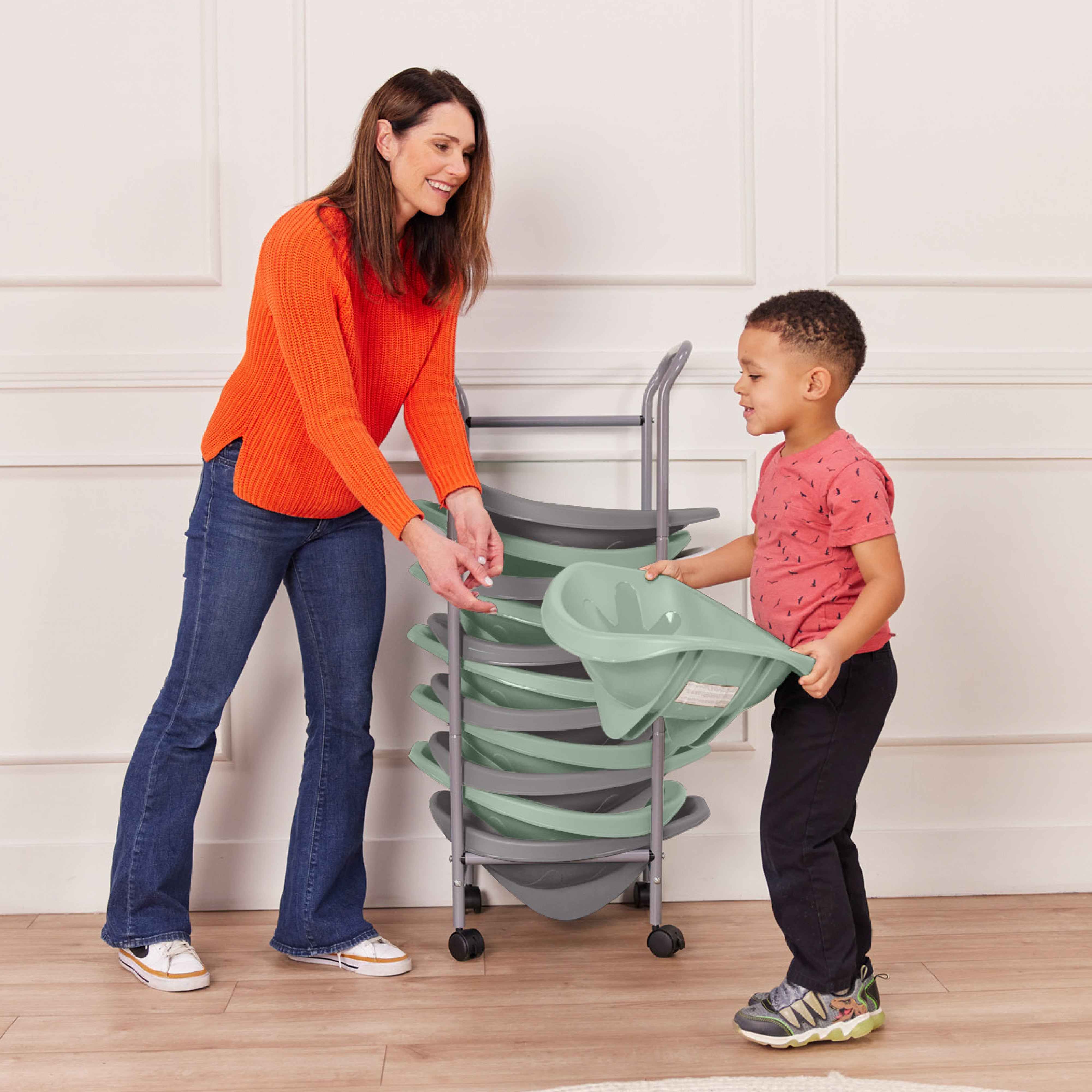 Mobile Leaf Seat Cart with 12 Leaf Floor Seats, Flexible Seating
