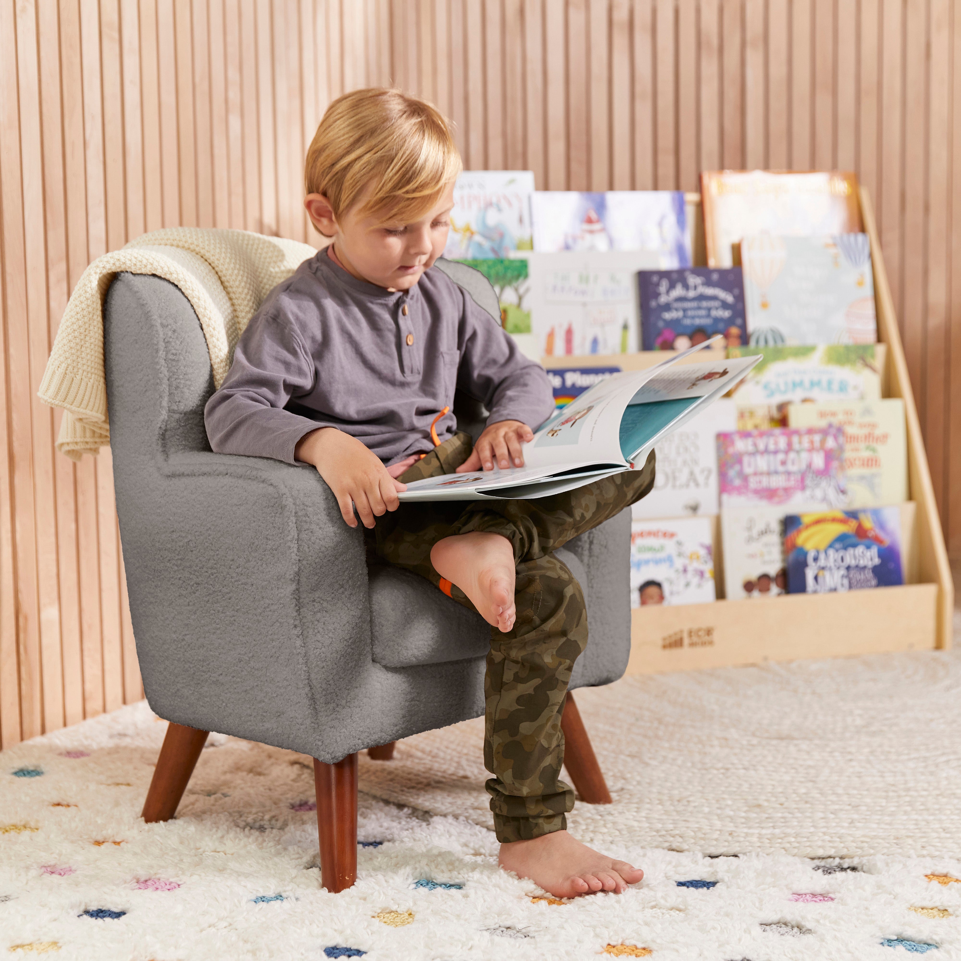 Mila Sherpa Toddler Arm Chair with Removable Wooden Legs