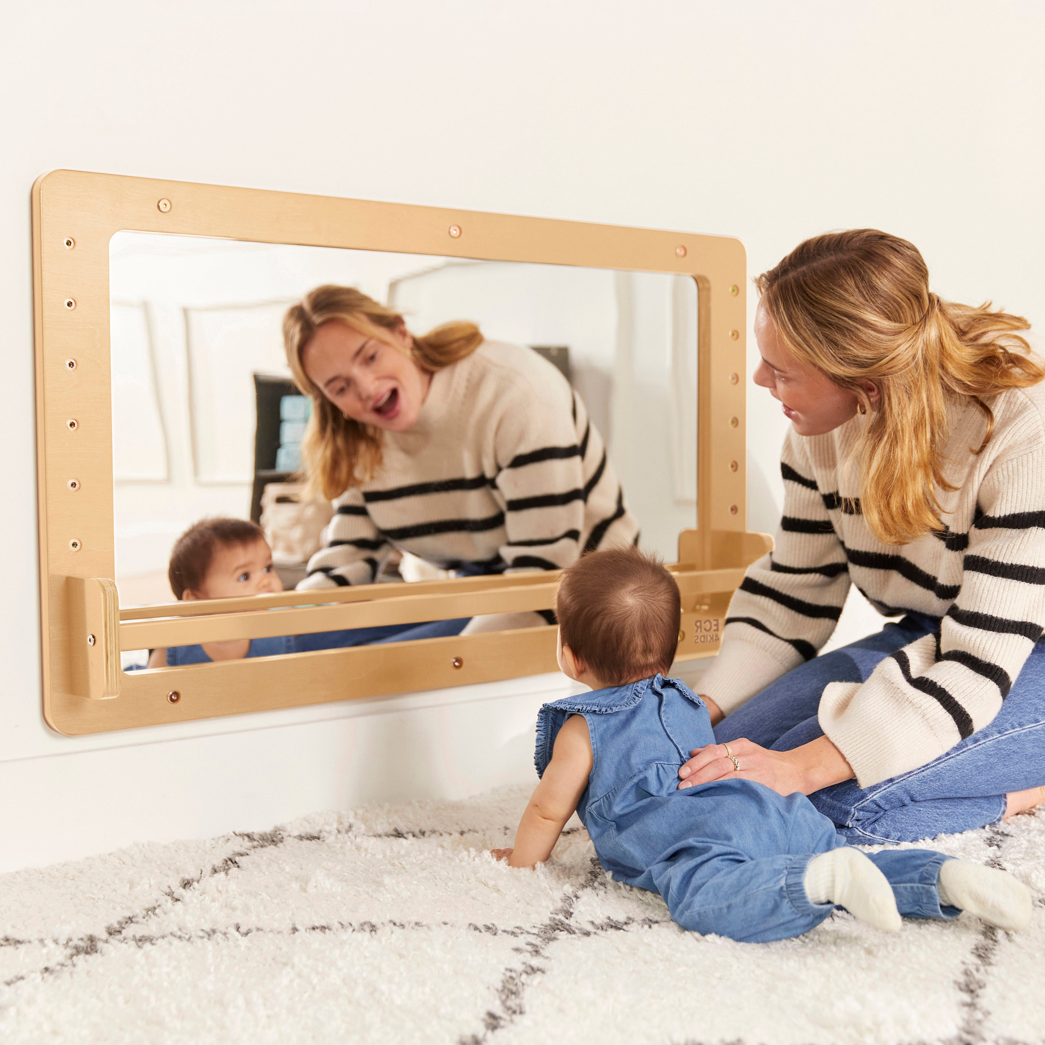 Wall-Mounted Coordination Mirror