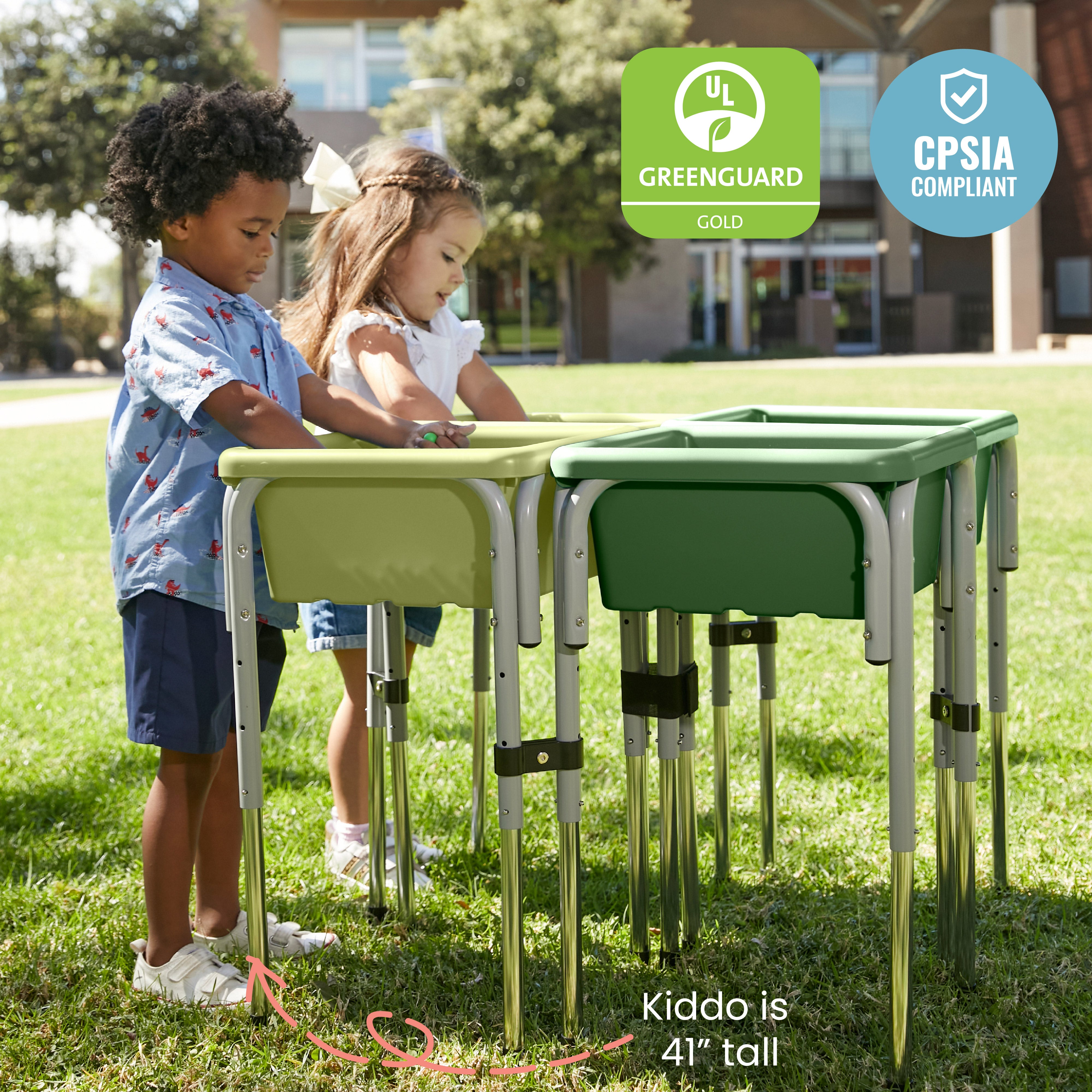 4-Station Sand and Water Adjustable Play Table