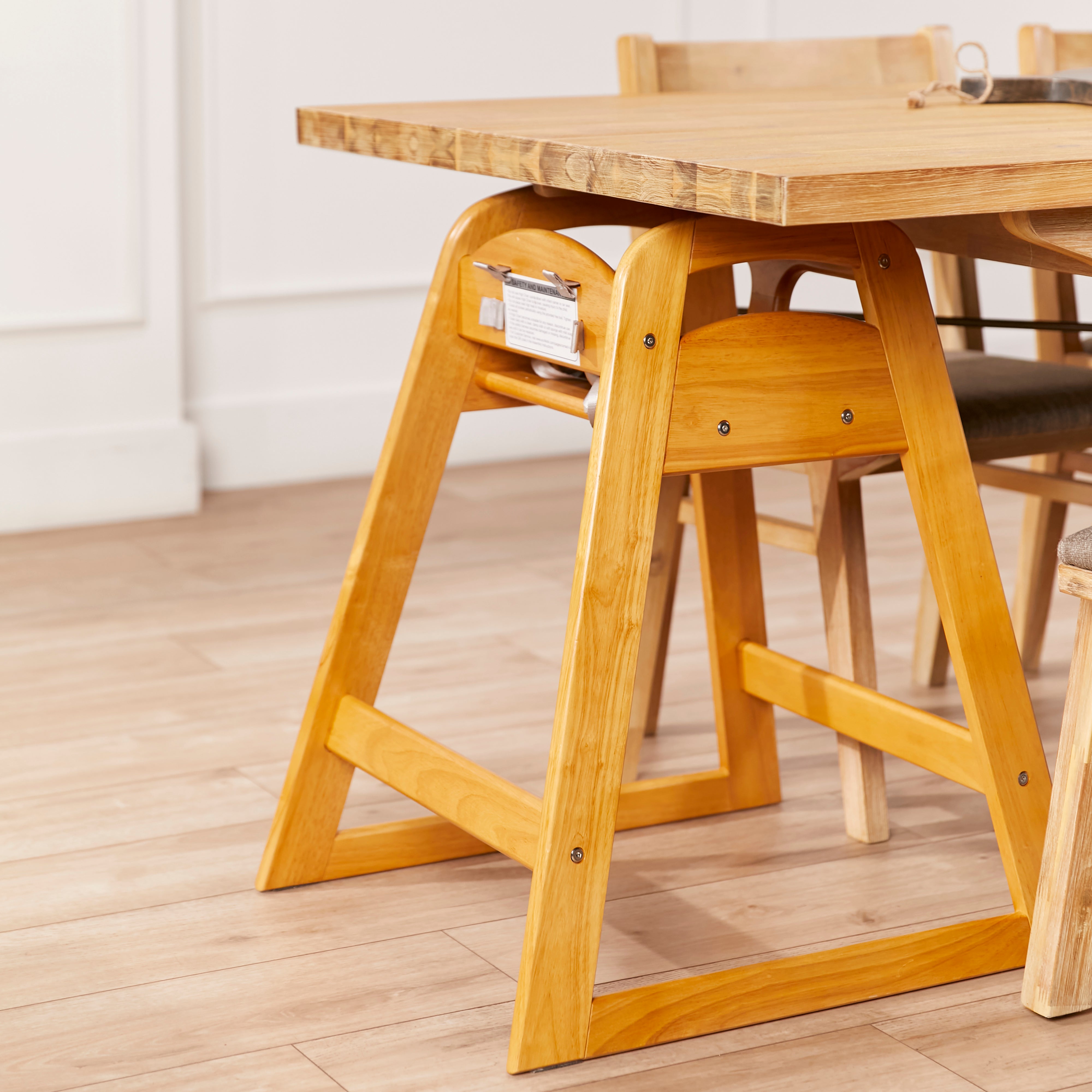 ASATT High Chair