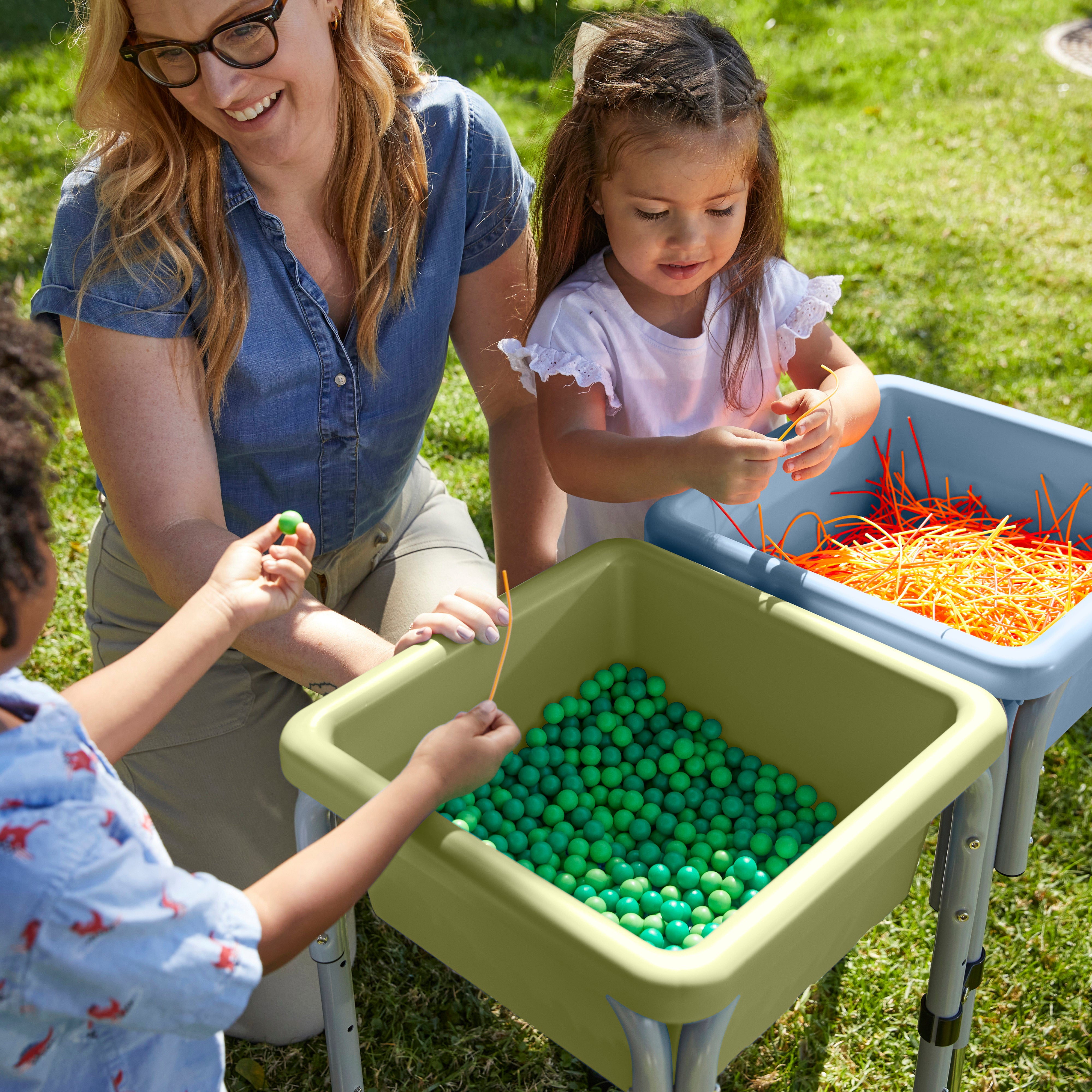 2-Station Sand and Water Adjustable Play Table, Sensory Bins