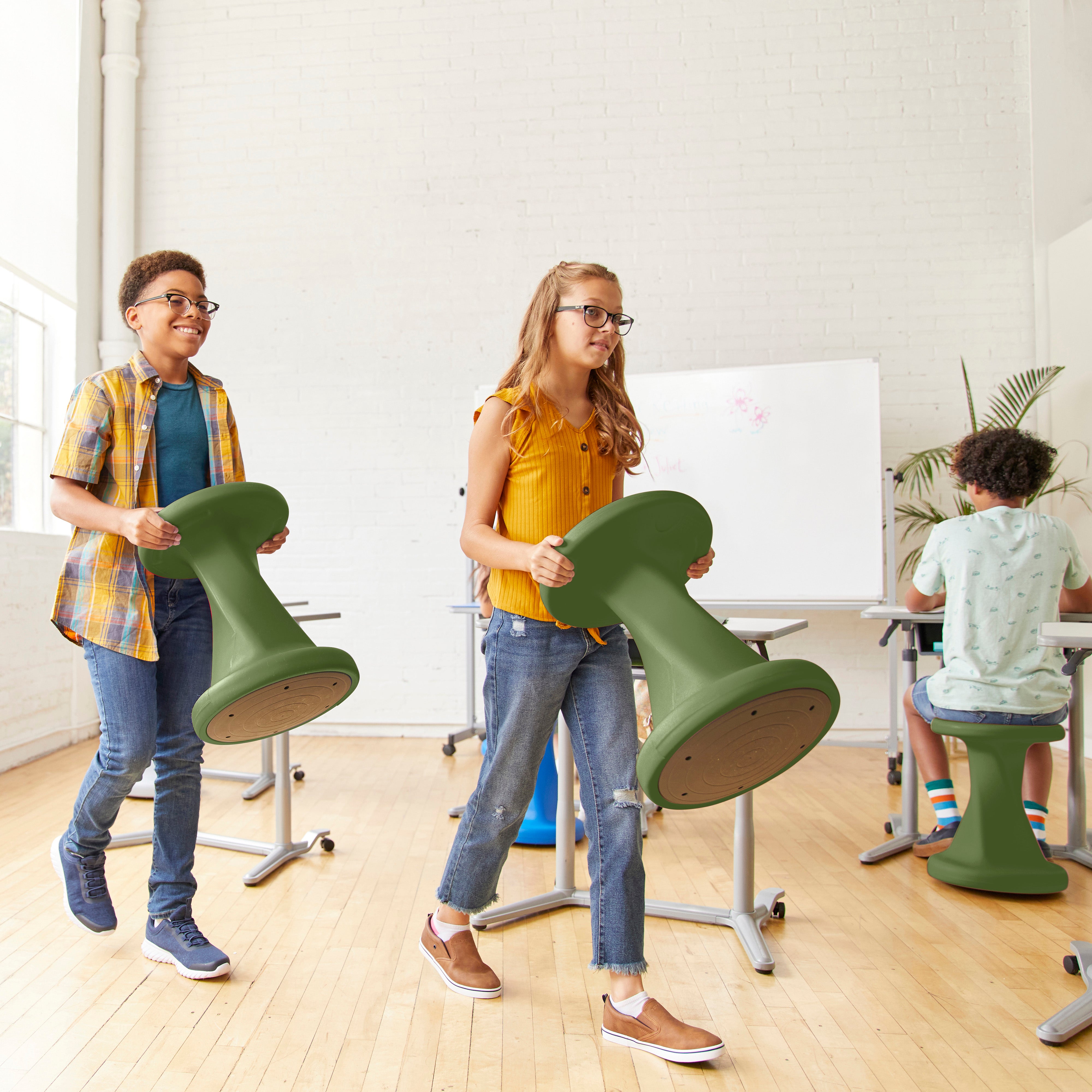 Twist Wobble Stool, 18in Seat Height