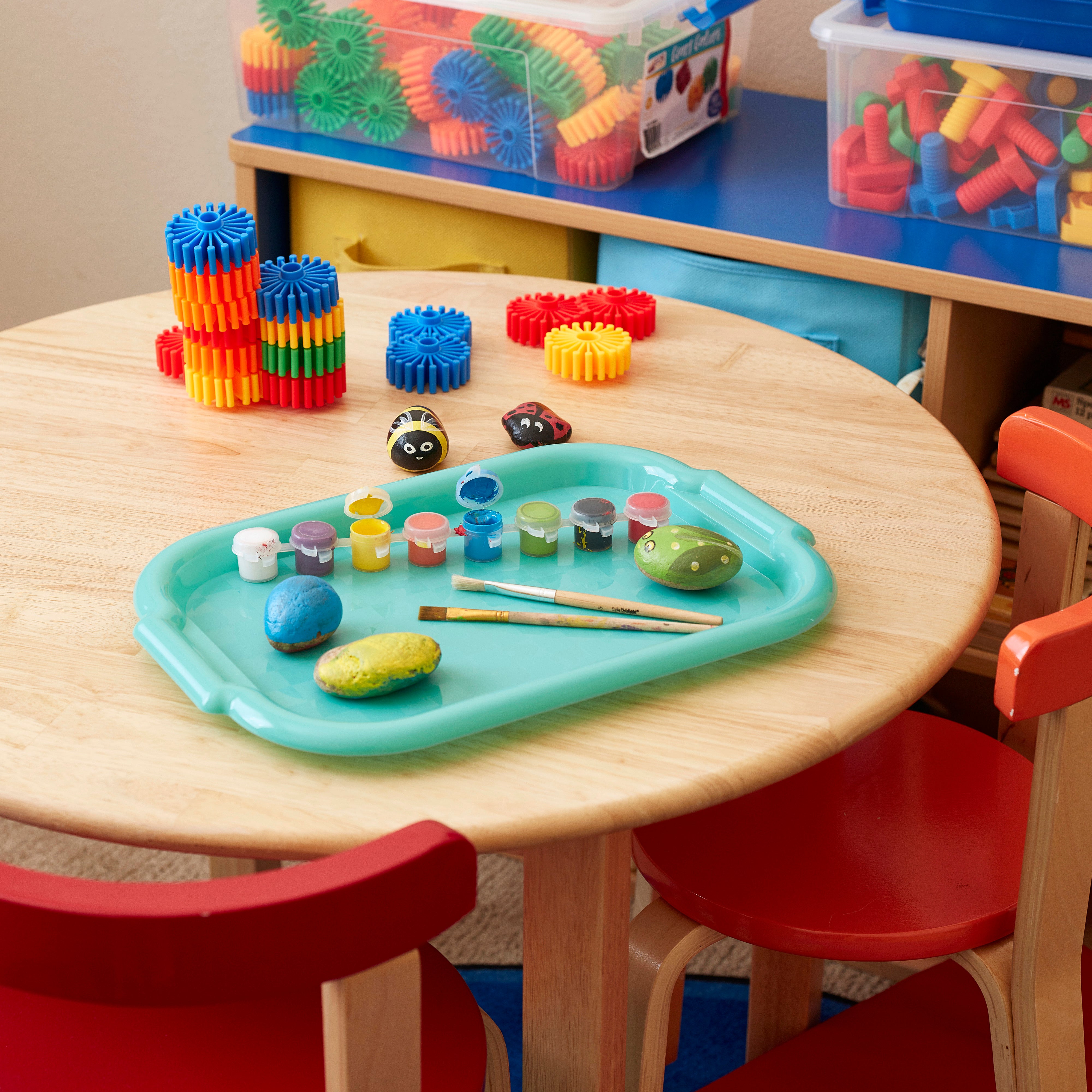 Colorful Plastic Art Trays for Kids, 6-Piece