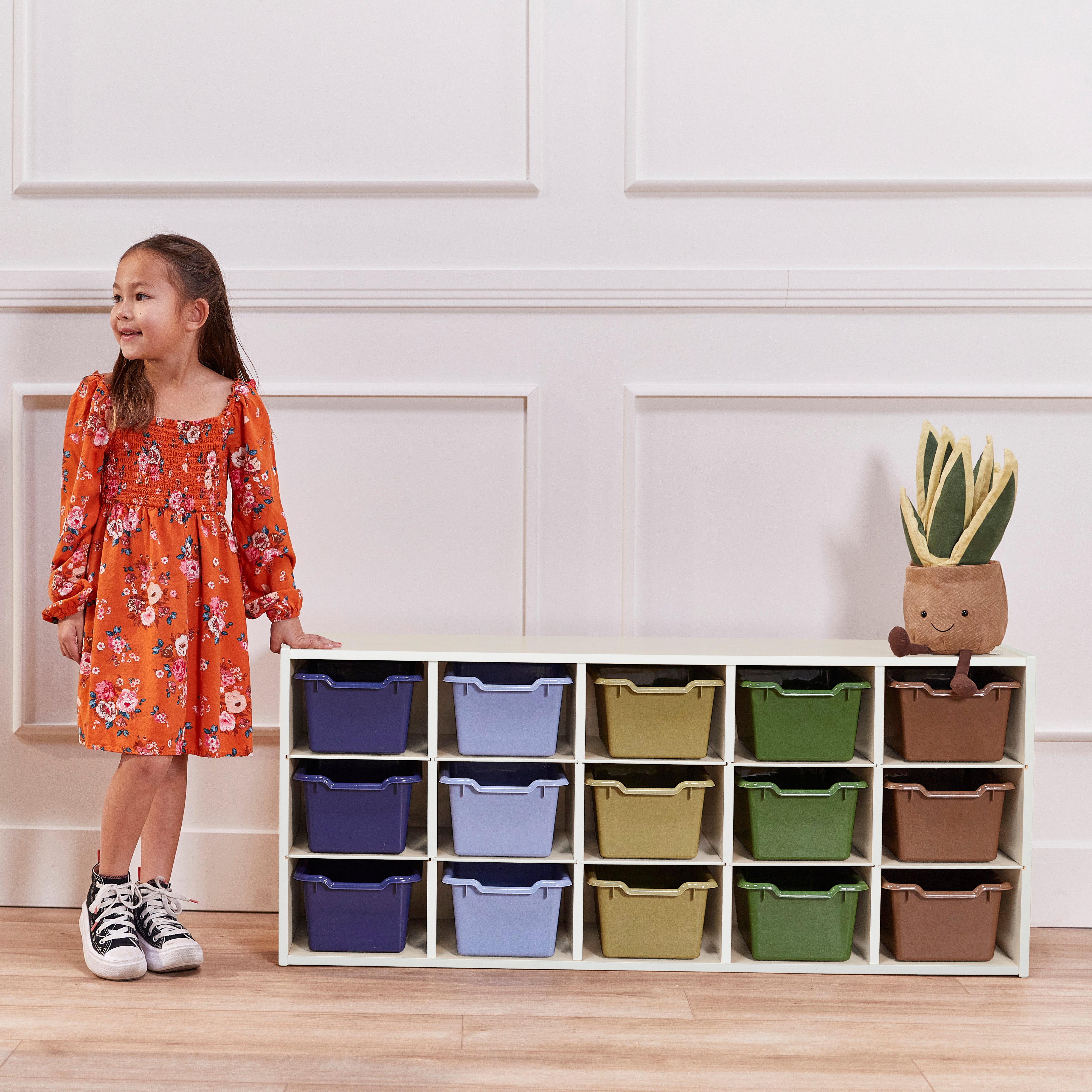 Streamline 15 Cubby Tray Cabinet with 15 Scoop Front Storage Bins, 3x5, White Wash