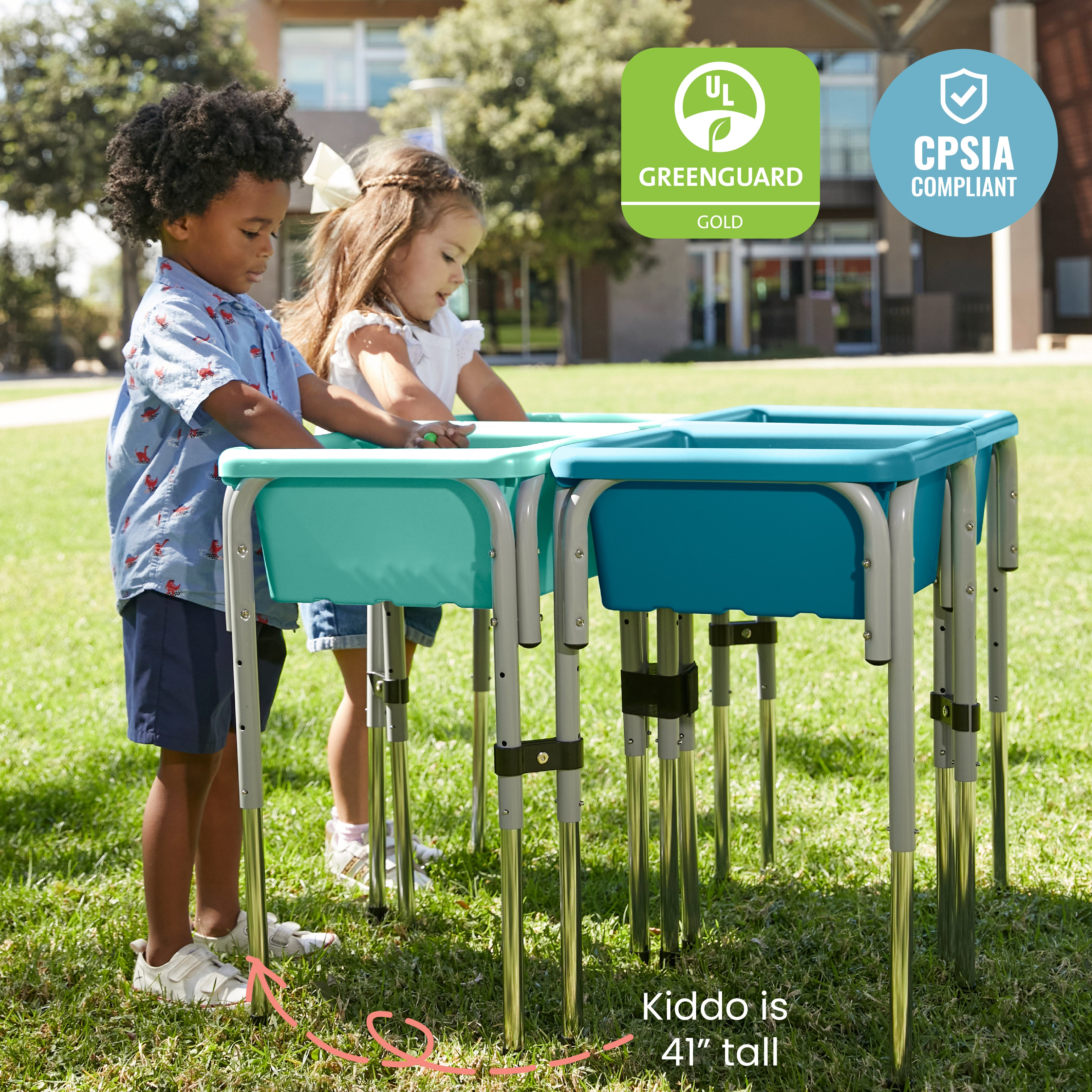 4-Station Sand and Water Adjustable Play Table