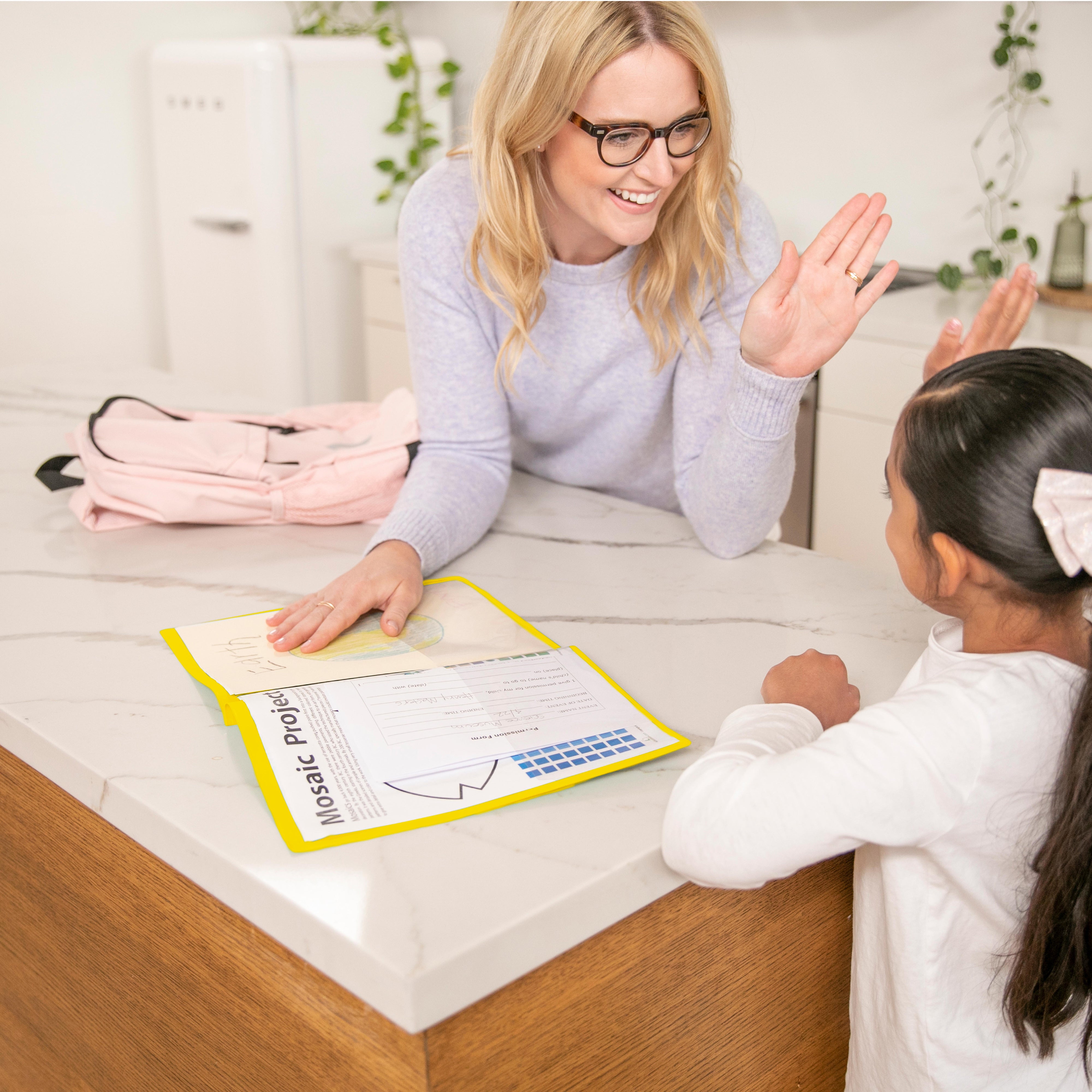 2-Pocket Parent-Teacher Classroom Communication Folder, 36-Piece