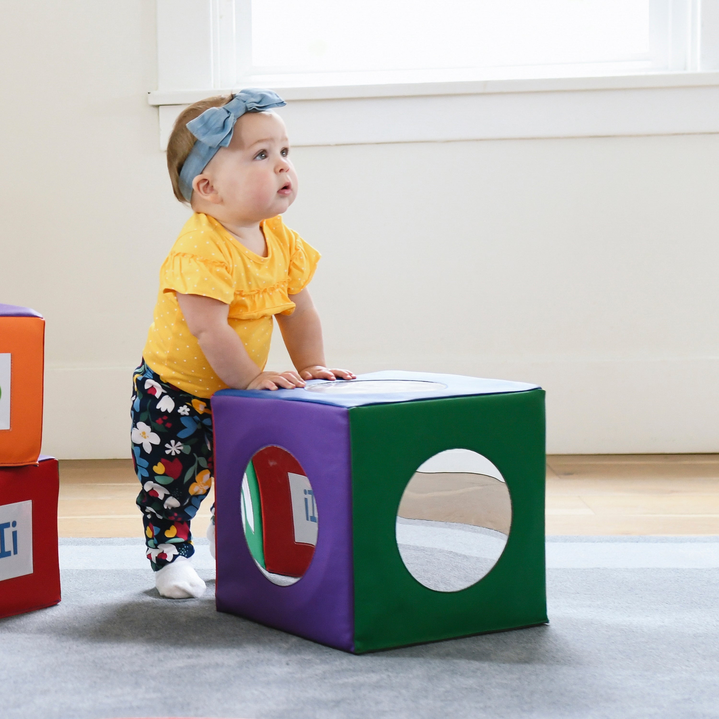 SoftZone Mirror Cube