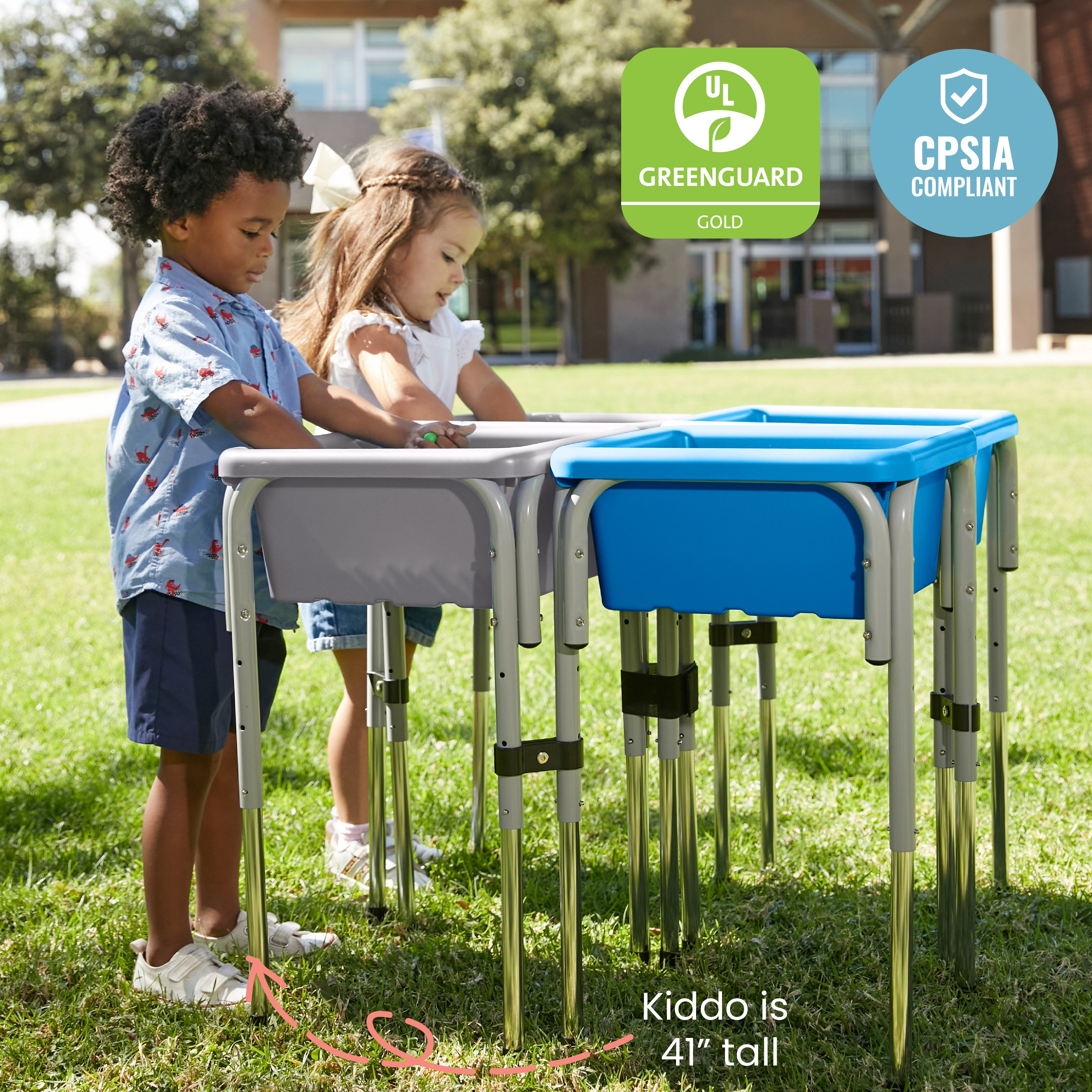 4-Station Sand and Water Adjustable Play Table