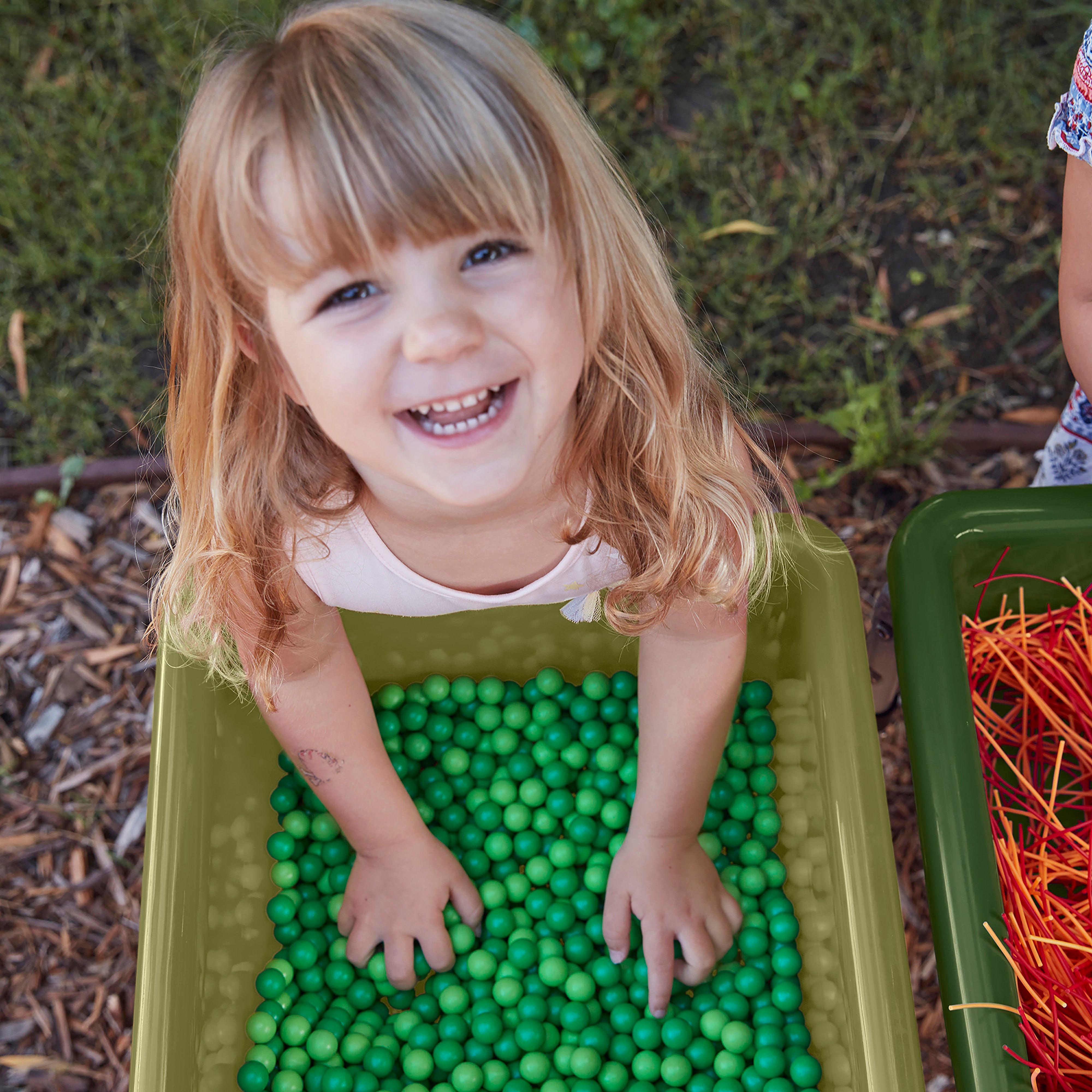 2-Station Sand and Water Adjustable Play Table, Sensory Bins