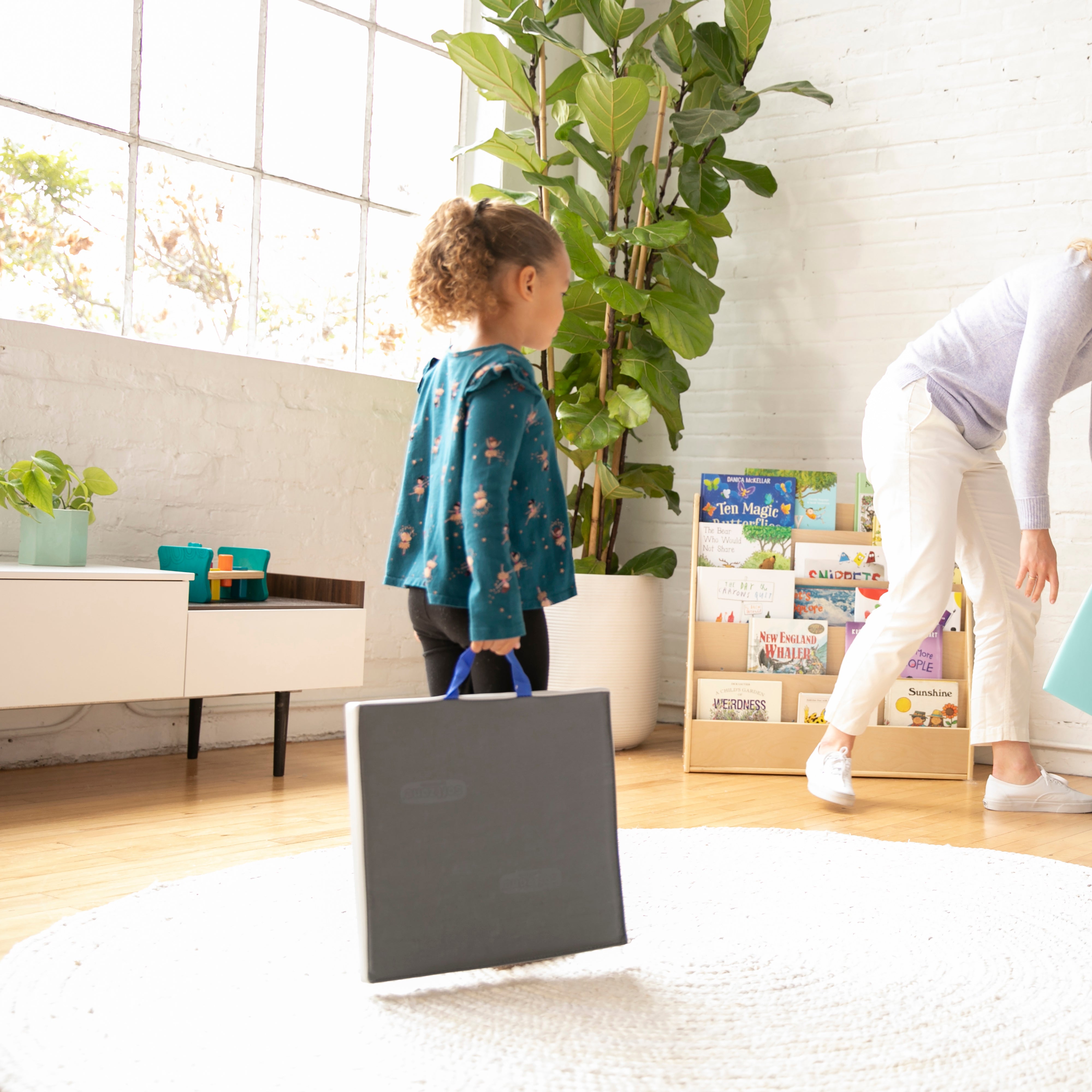 Square Floor Cushions and Mobile Cart, 12-Piece