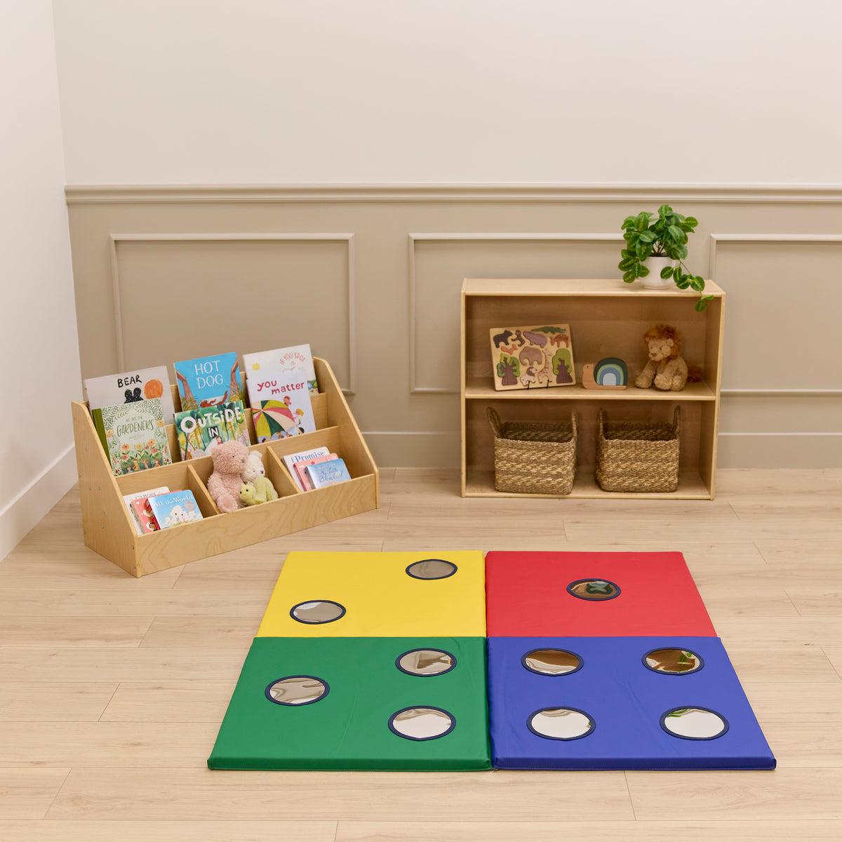 Roll & Reflect Counting Folding Activity Mat with Mirrors