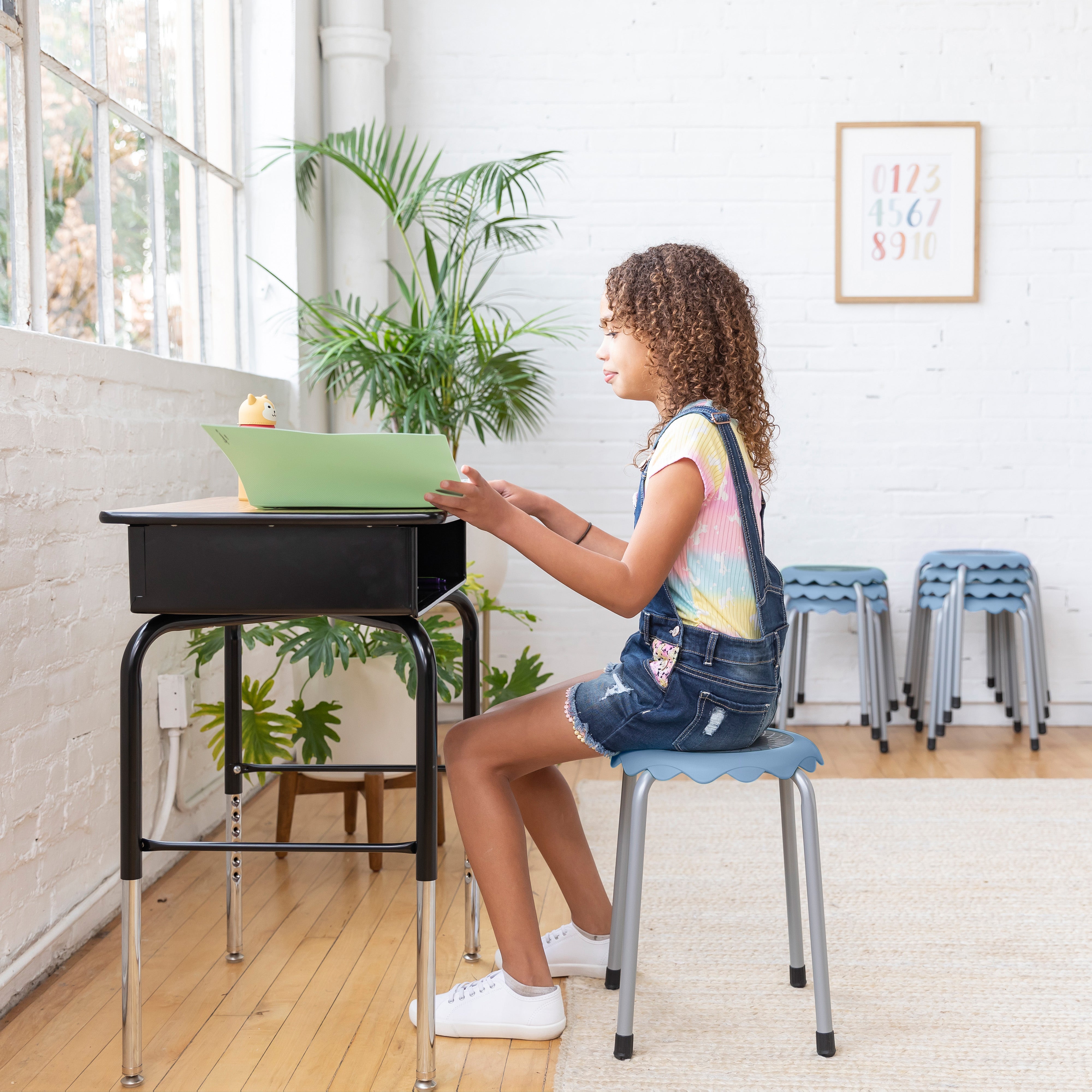 Daisy Stackable Stool with Glides Seating Set, 8-Piece