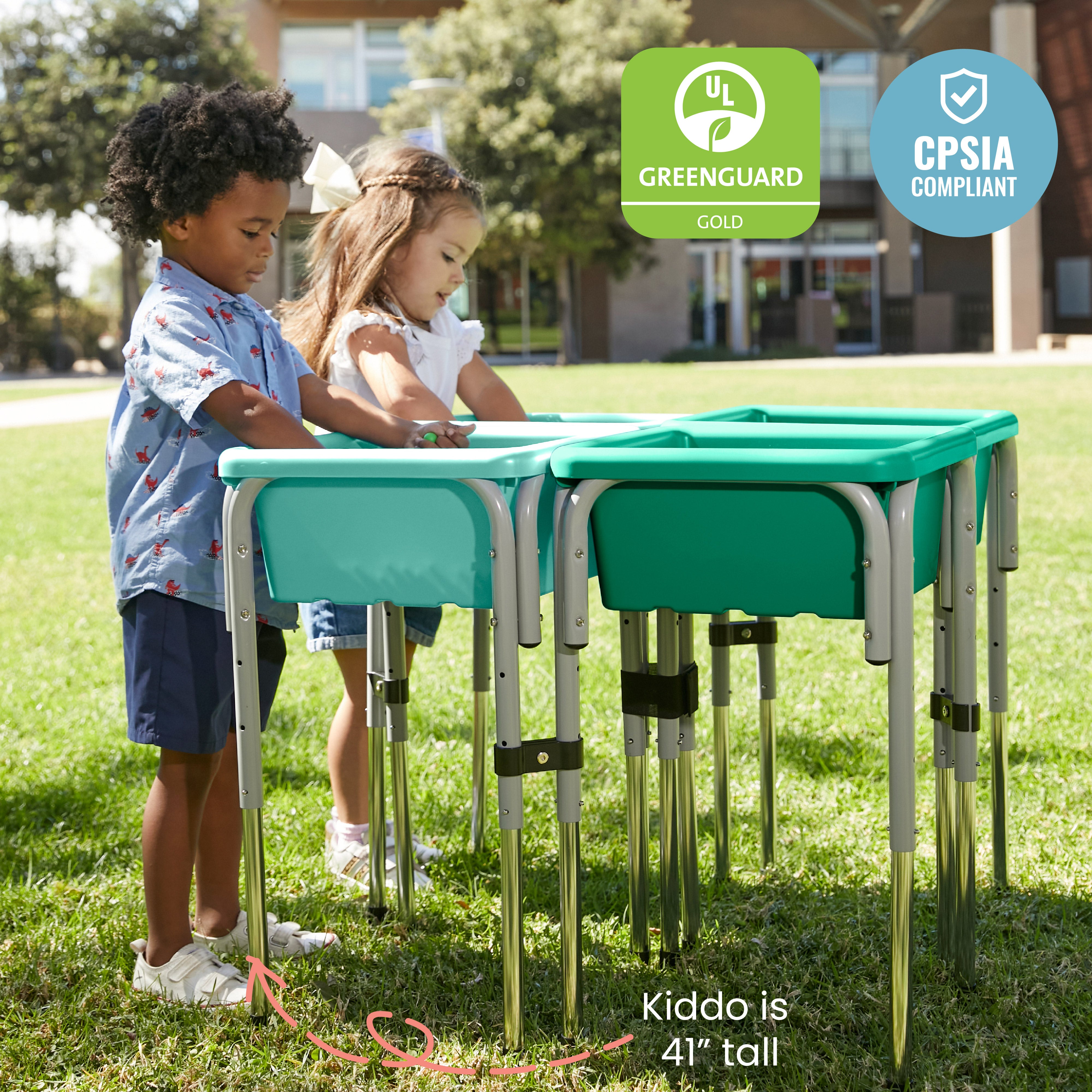 4-Station Sand and Water Adjustable Play Table