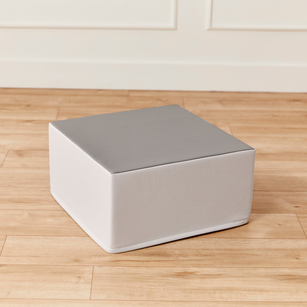 Pedestal Corner Climber
