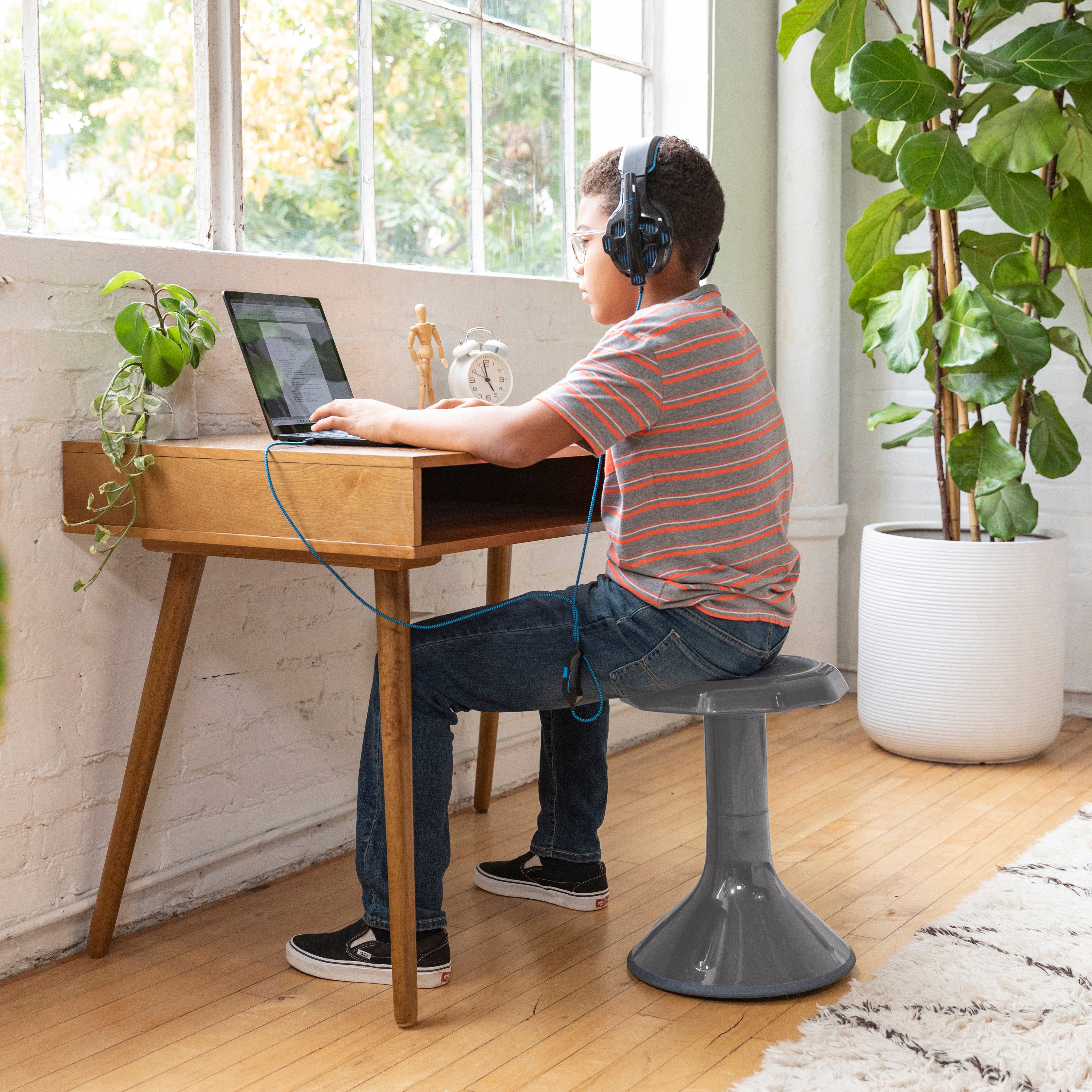 ACE Active Core Engagement Wobble Stool, 18-Inch Seat Height