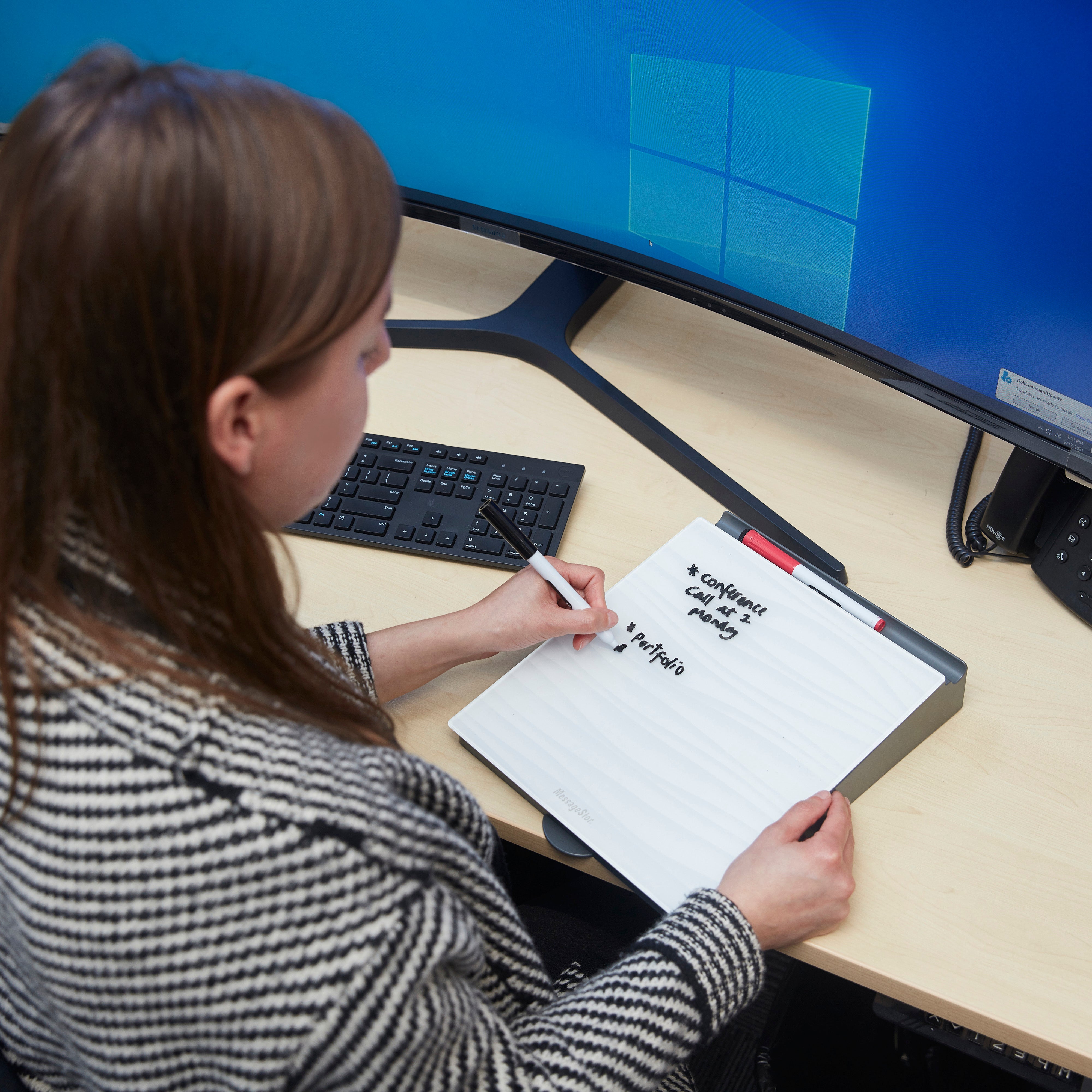 MessageStor Dry-Erase Glass Board Memo Station