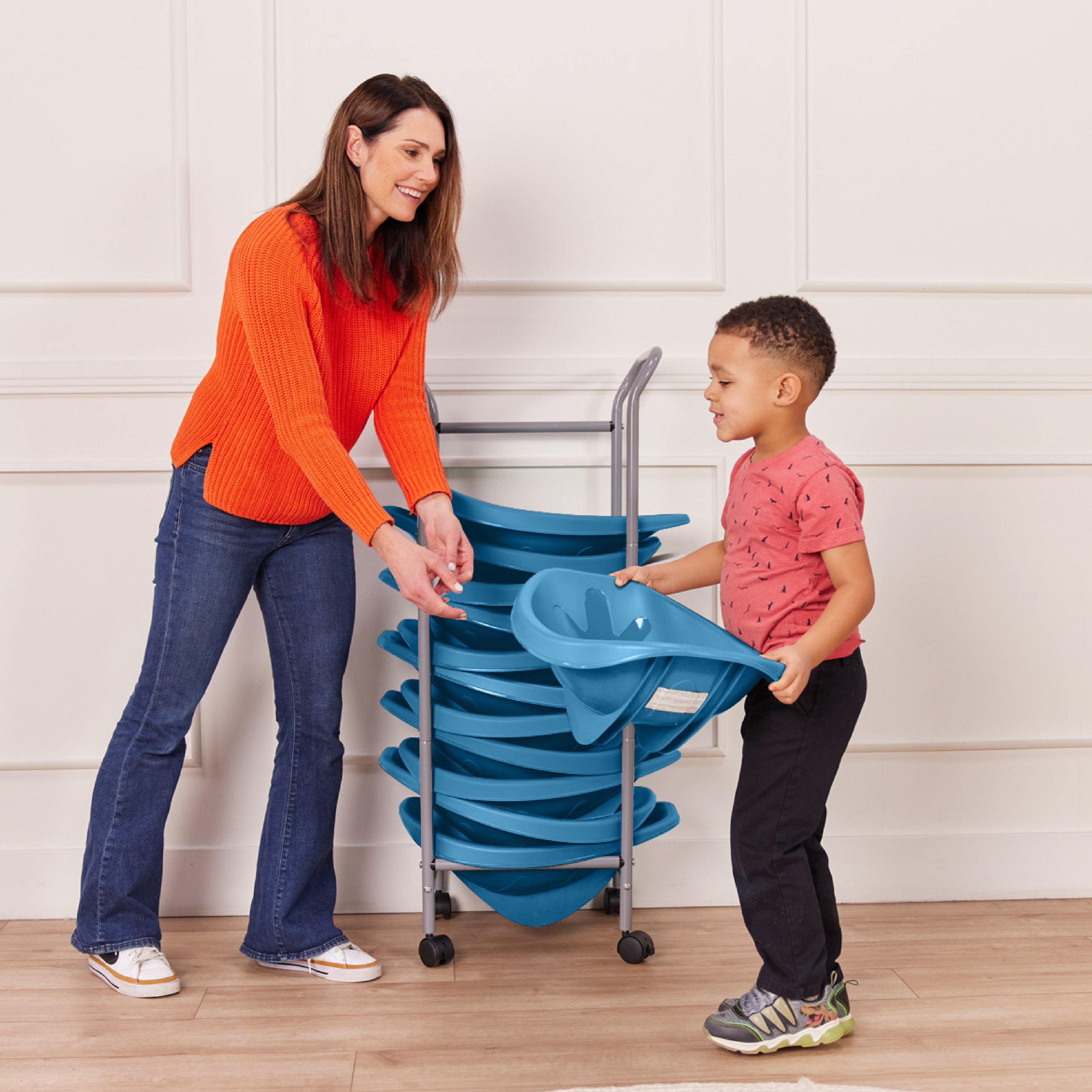 Mobile Leaf Seat Cart with 12 Leaf Floor Seats, Flexible Seating