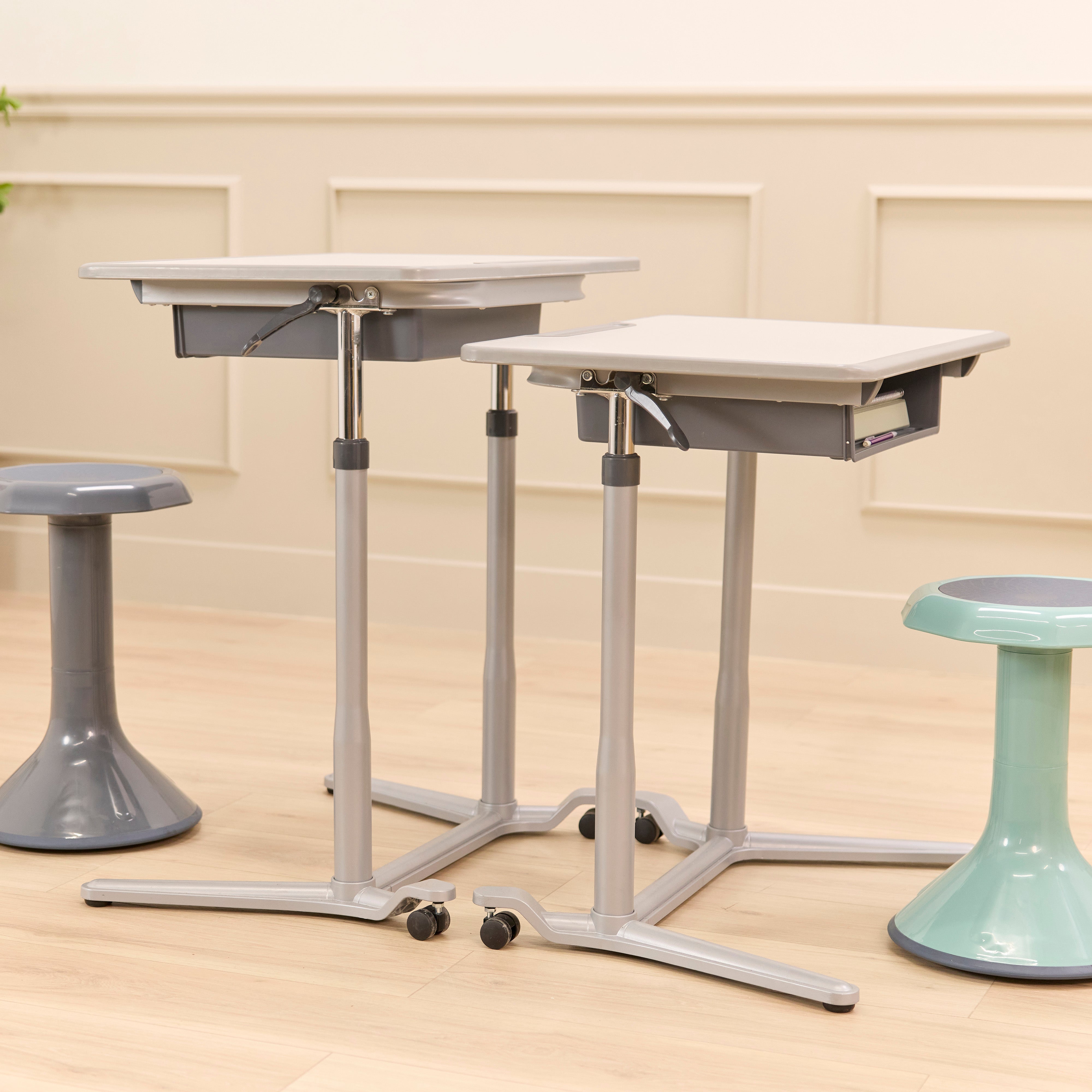 Mobile Adjustable Student Standing Desk