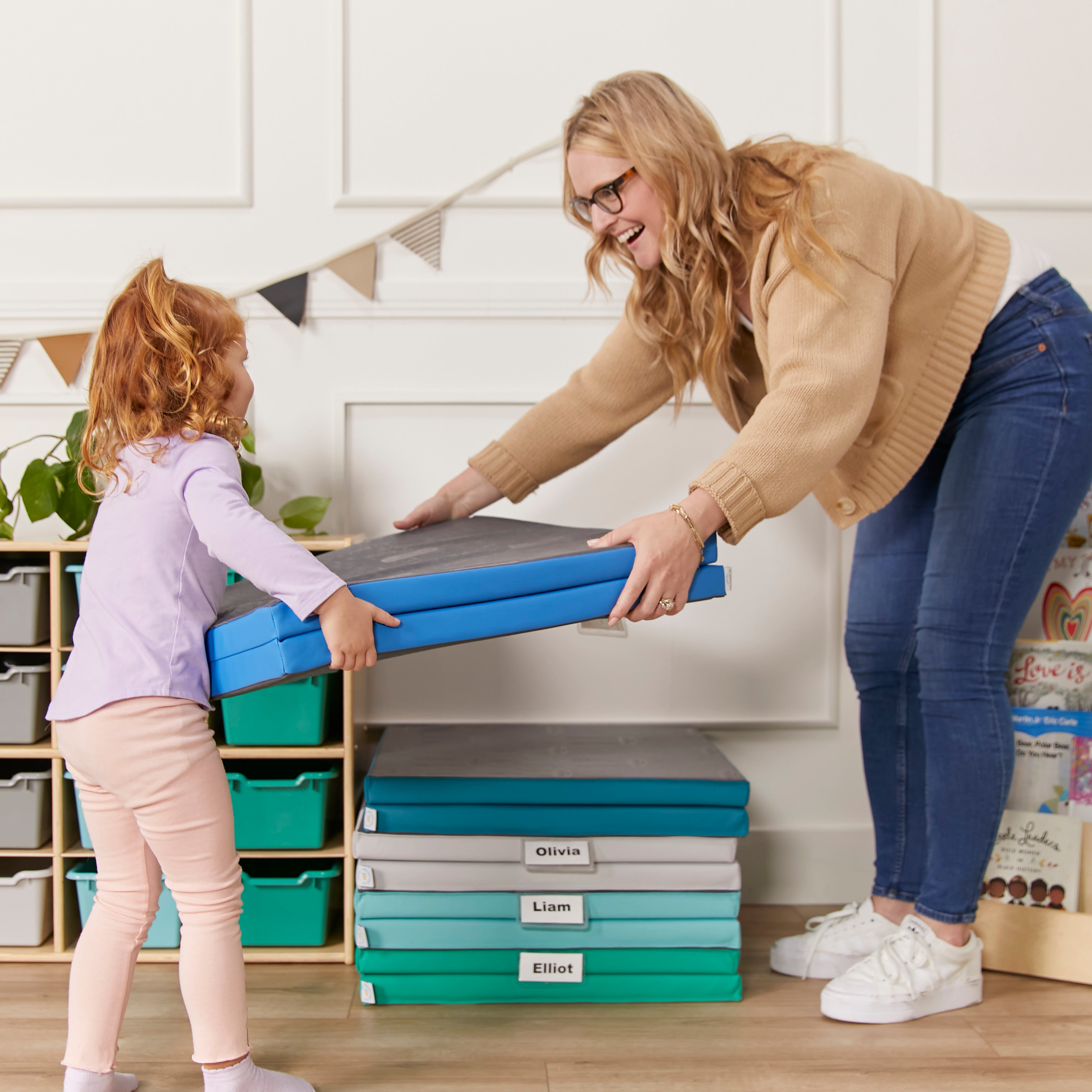 Folding Rainbow Rest Mats, 5-Piece