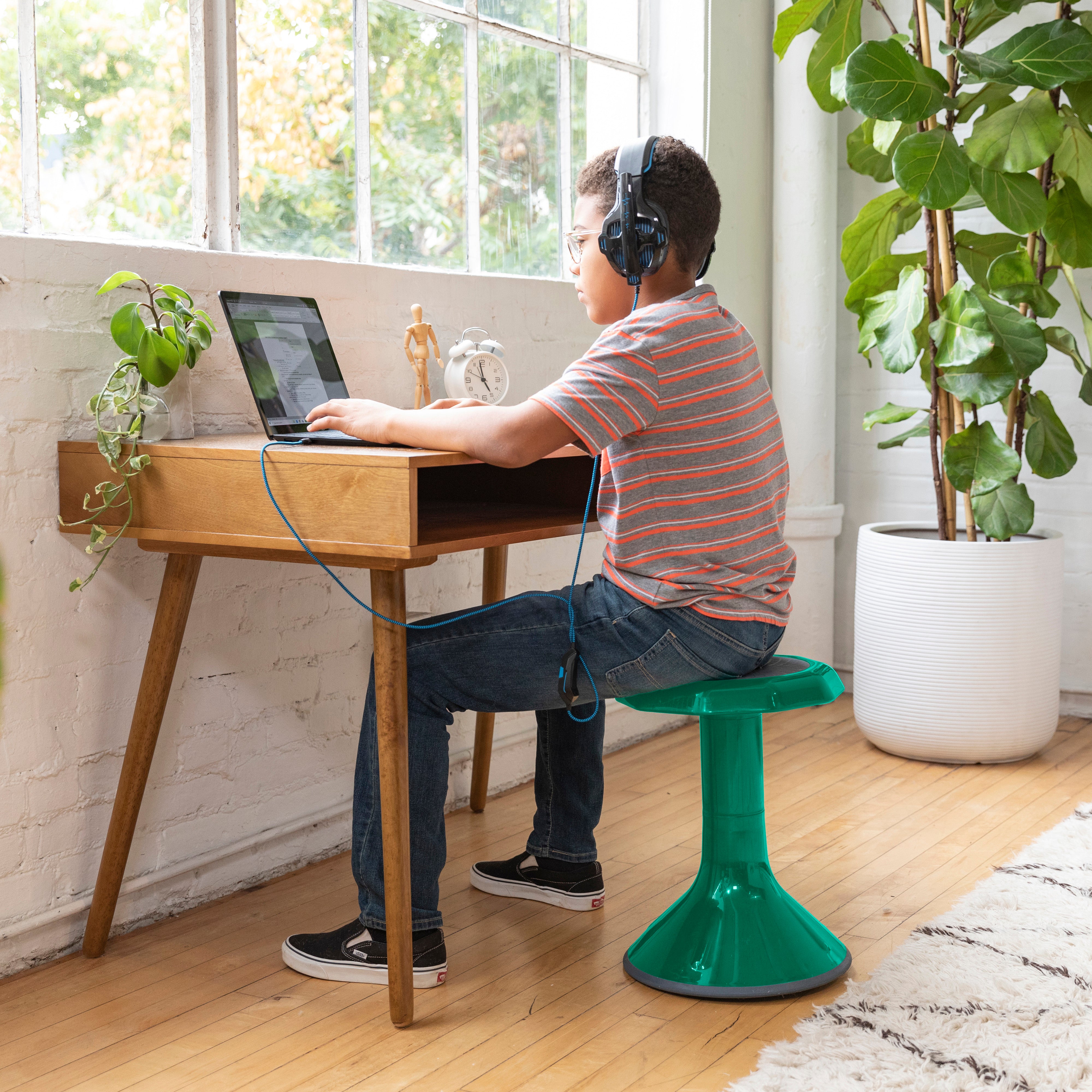 ACE Active Core Engagement Wobble Stool, 18-Inch Seat Height