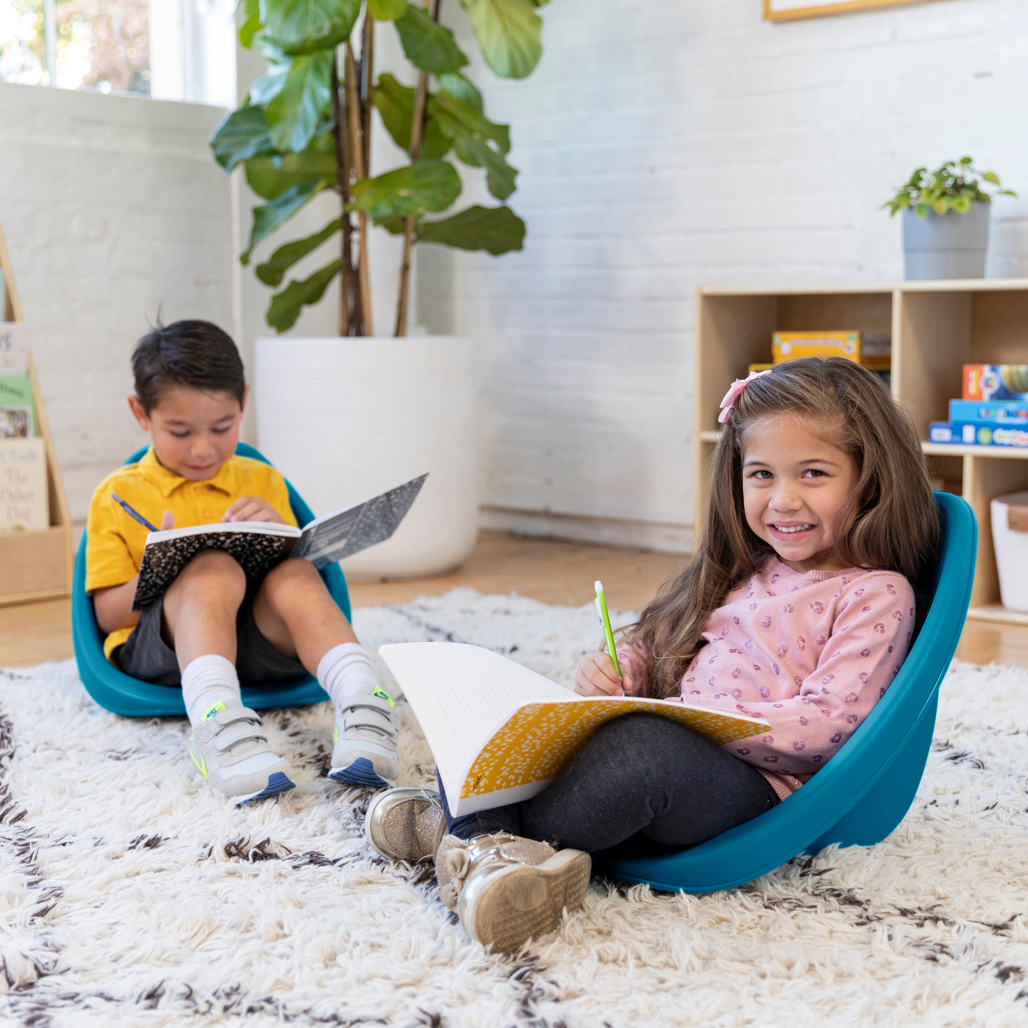 Leaf Scoop Floor Seat, 6-Piece