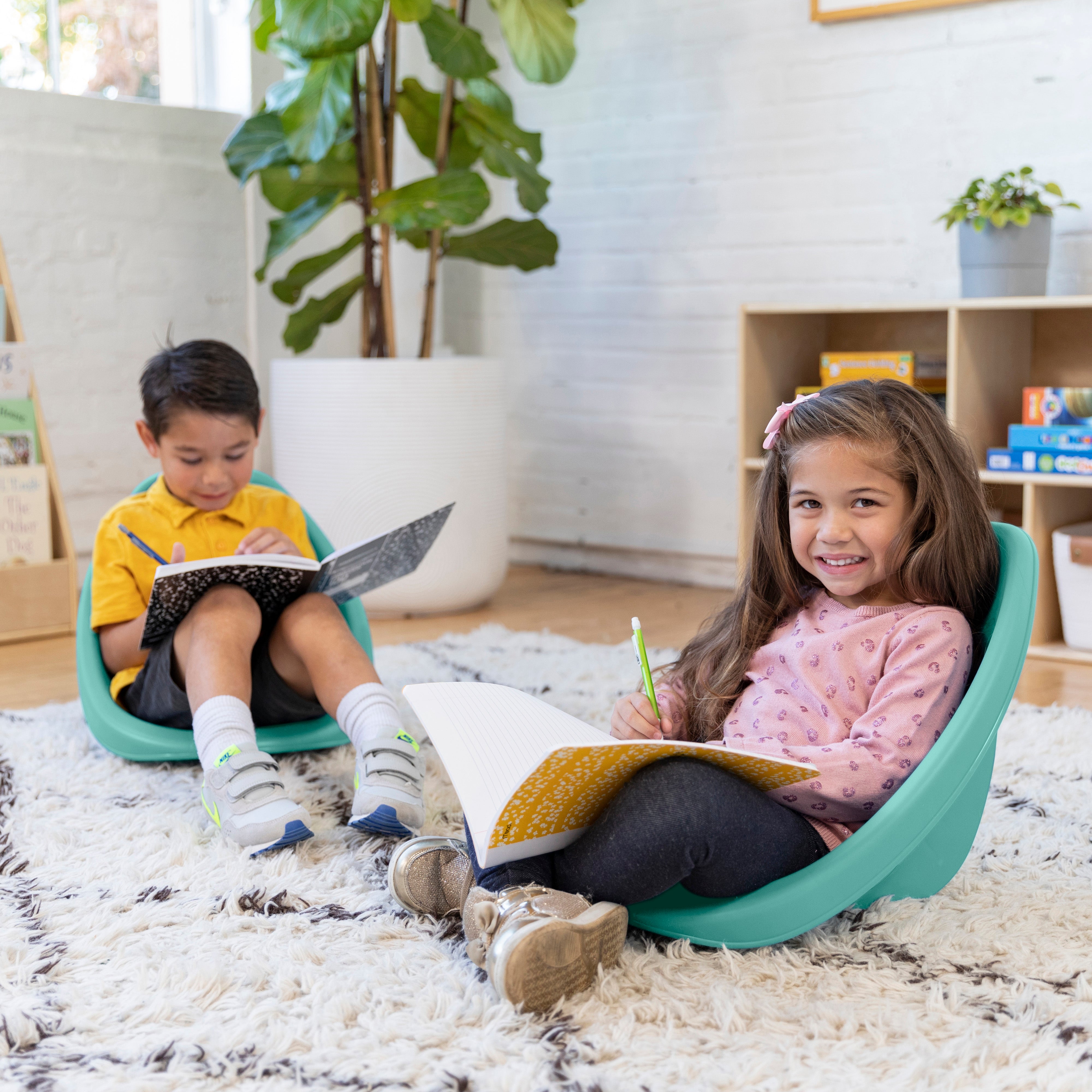 Leaf Scoop Floor Seat, 6-Piece