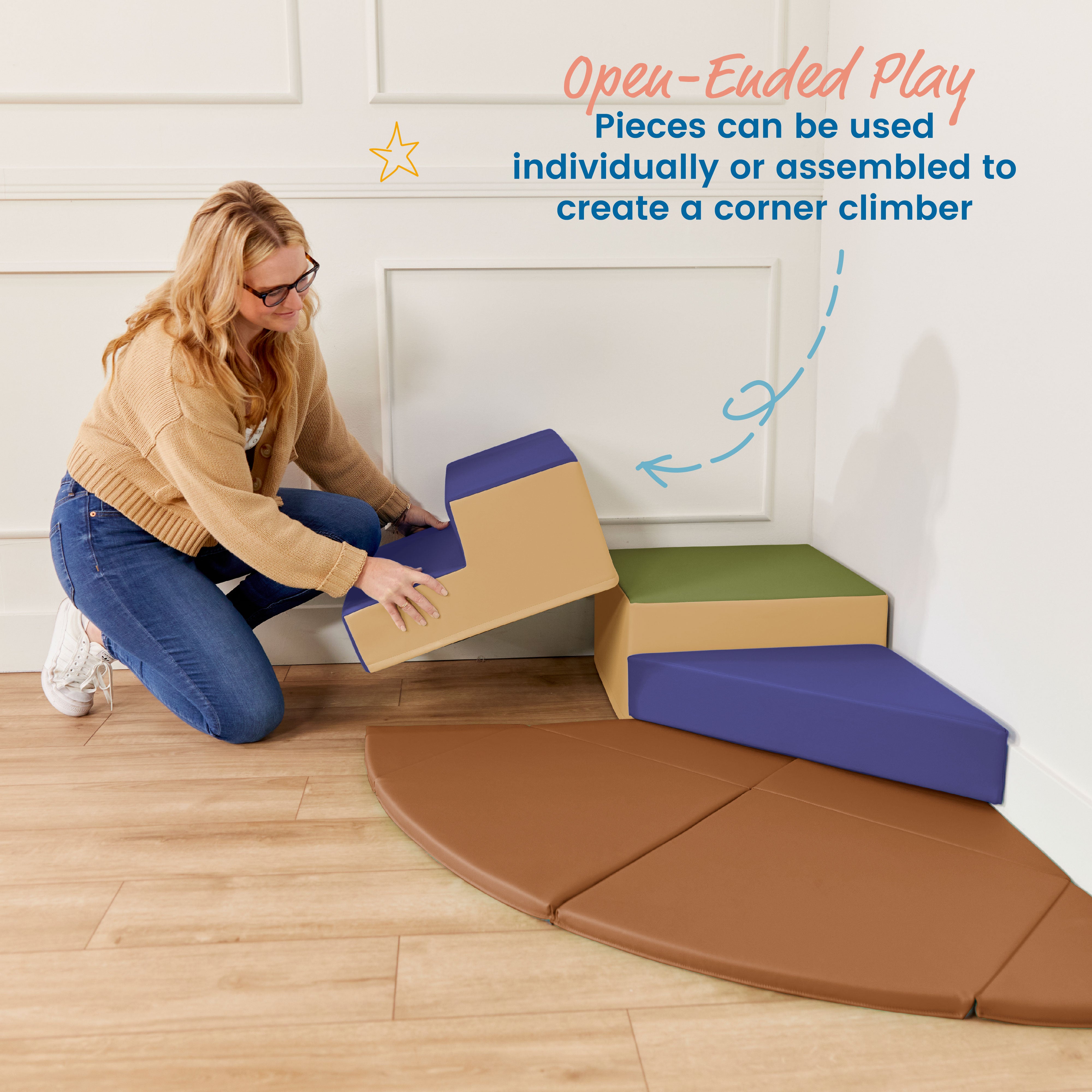 Adventurer's Summit with Steps, 17-Piece