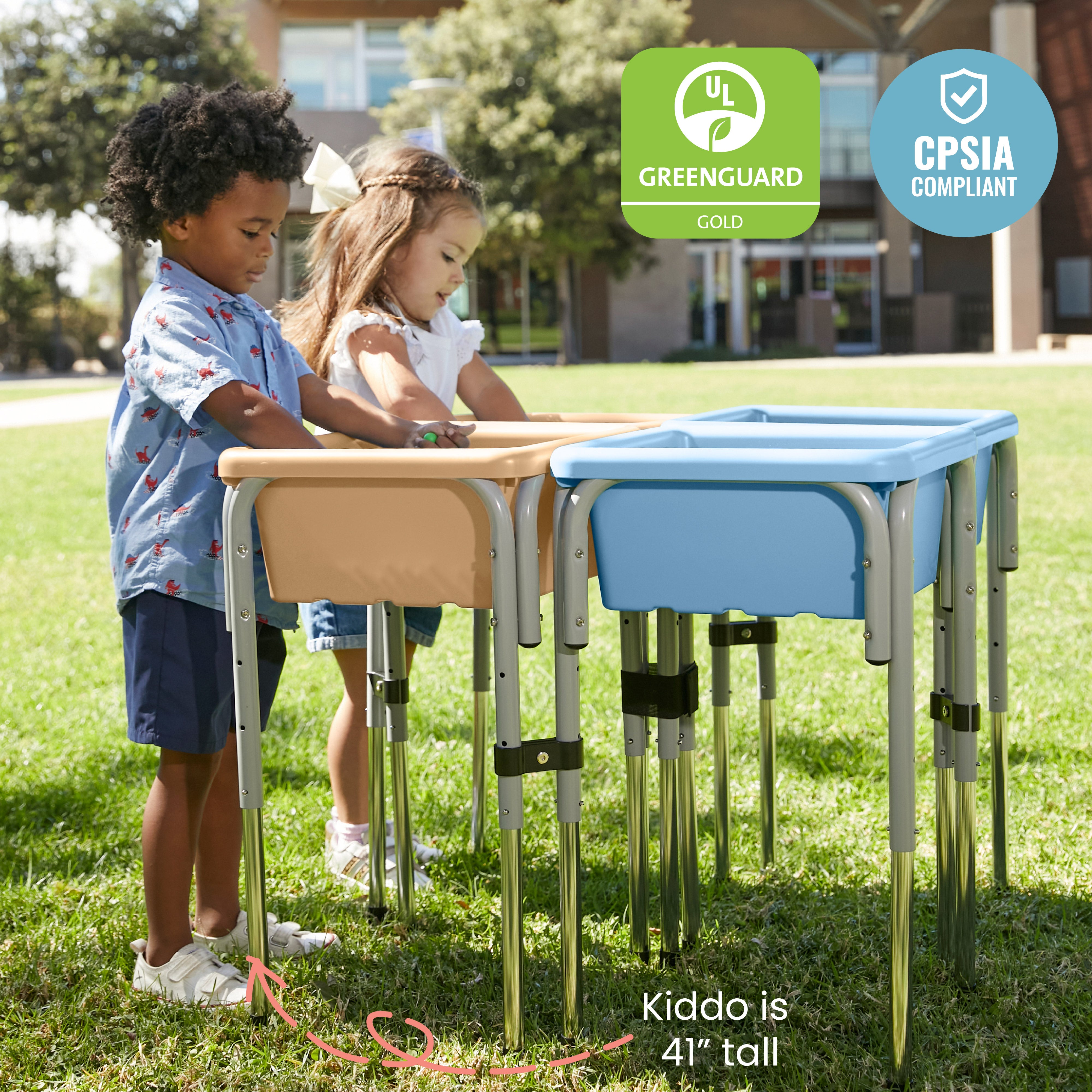 4-Station Sand and Water Adjustable Play Table