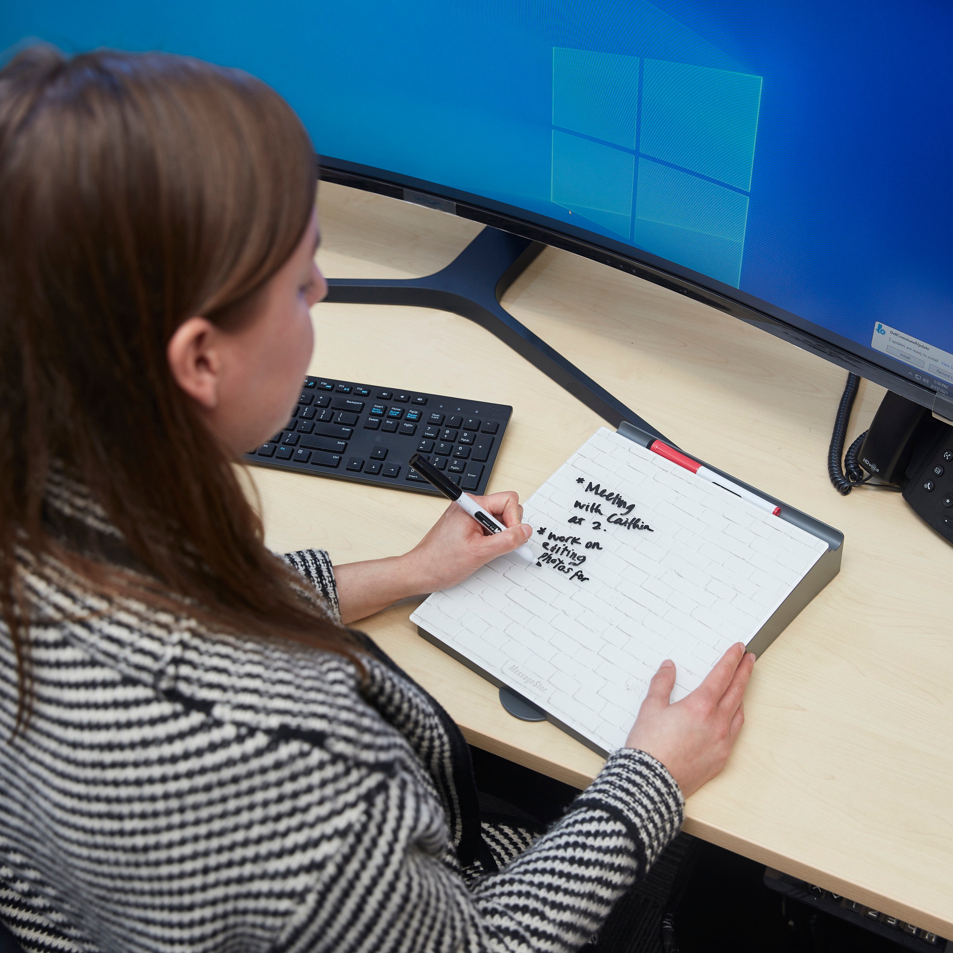 MessageStor Dry-Erase Glass Board Memo Station