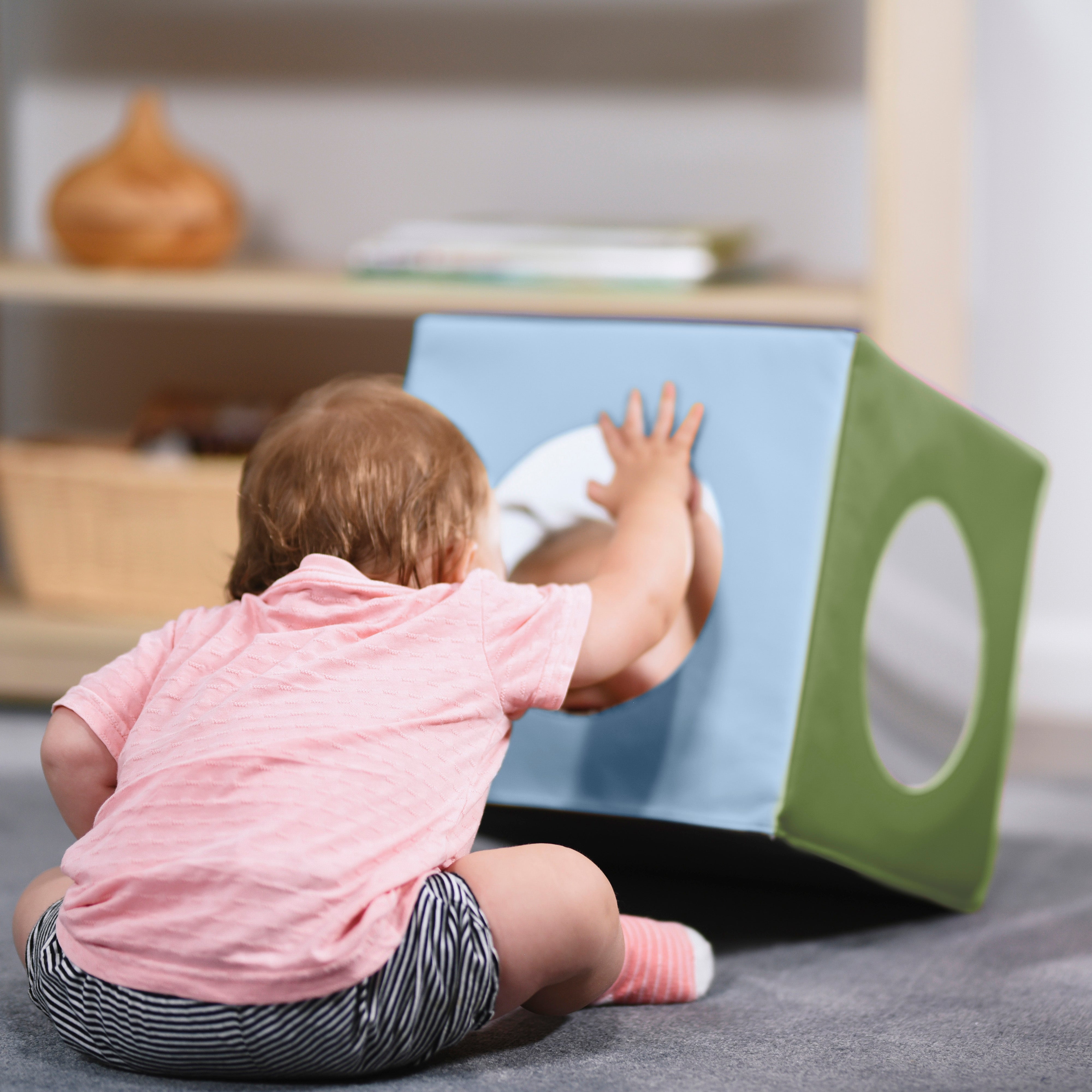 SoftZone Mirror Cube