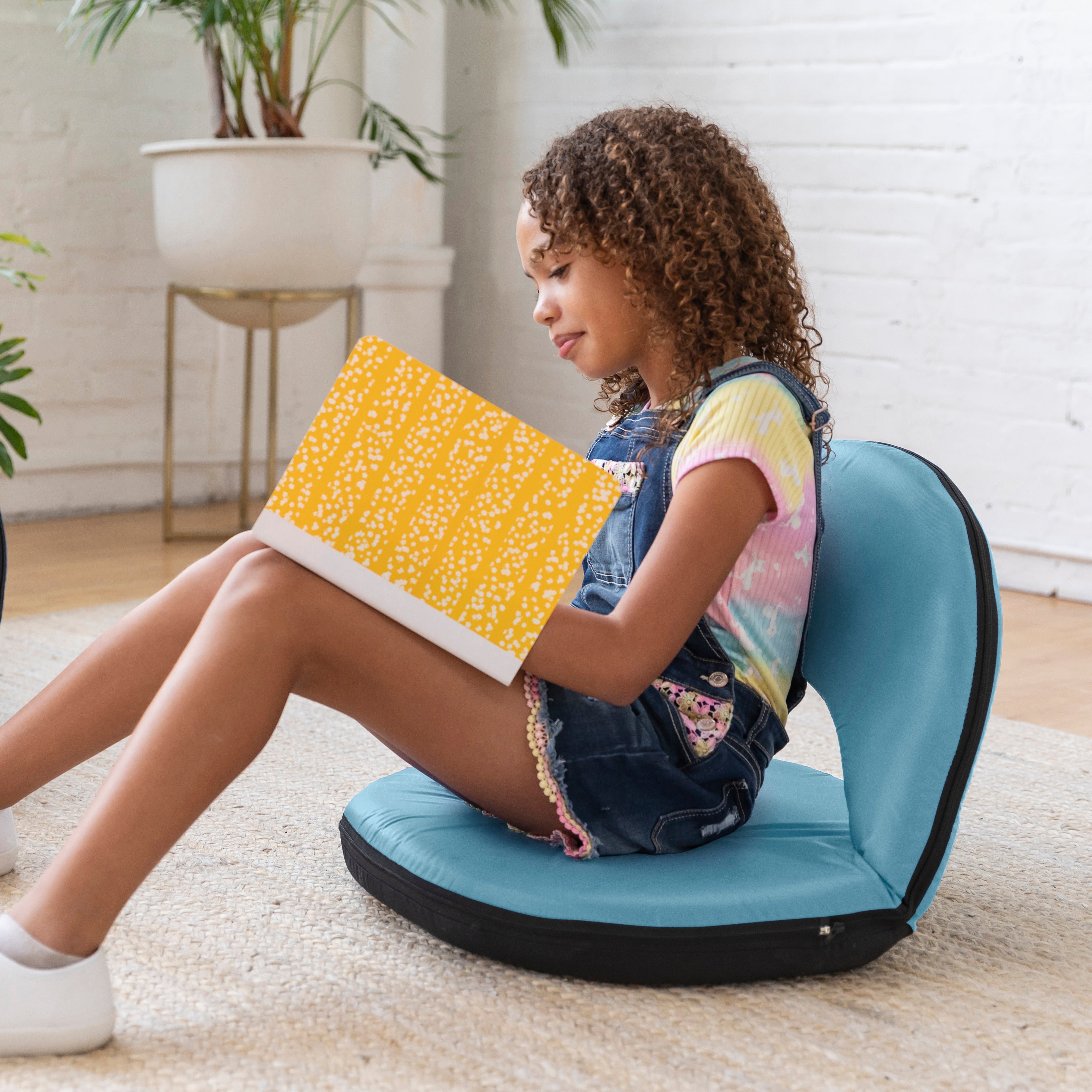 Spectator Adjustable Floor Chair