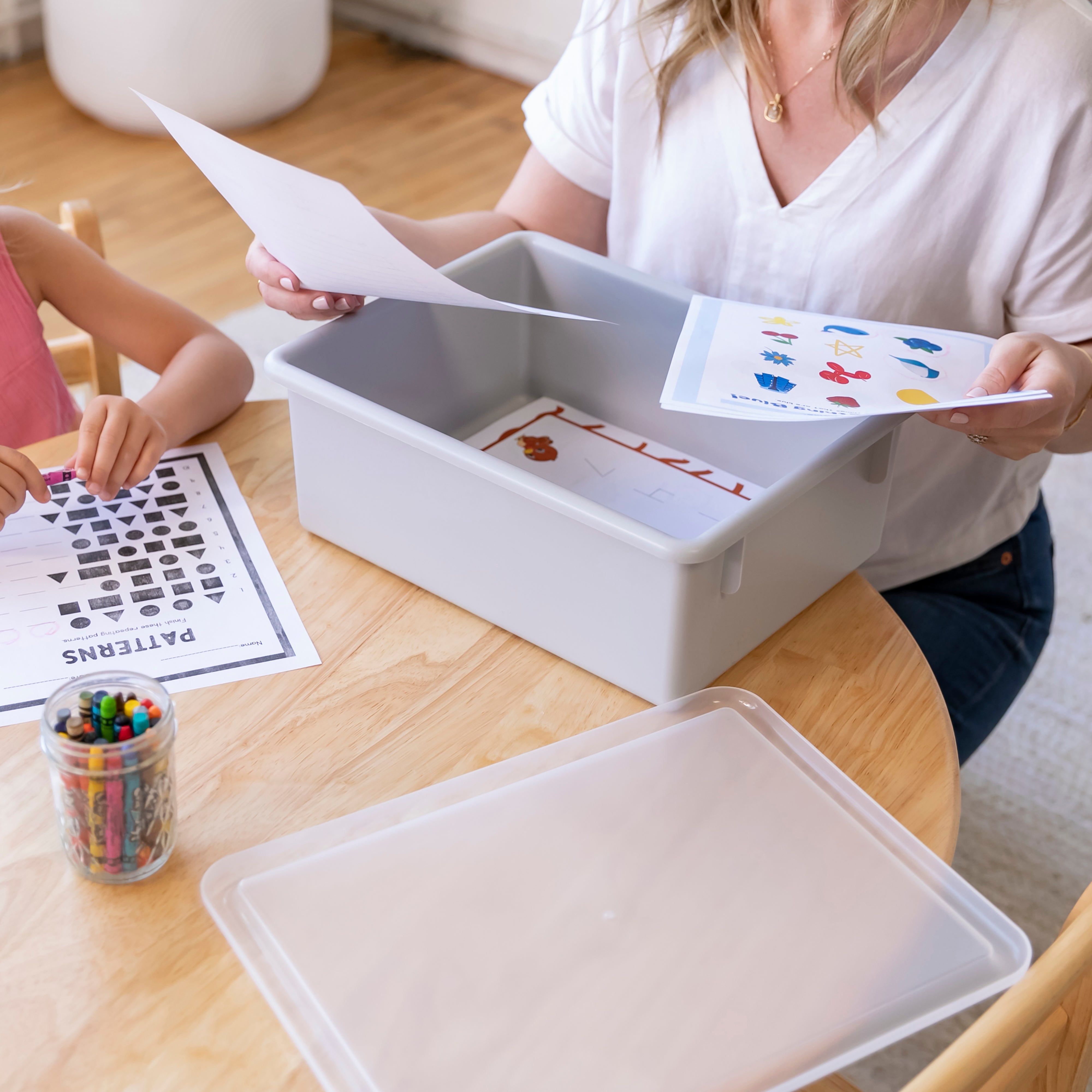 Letter Size Deep Tray with Lid, 10-Piece