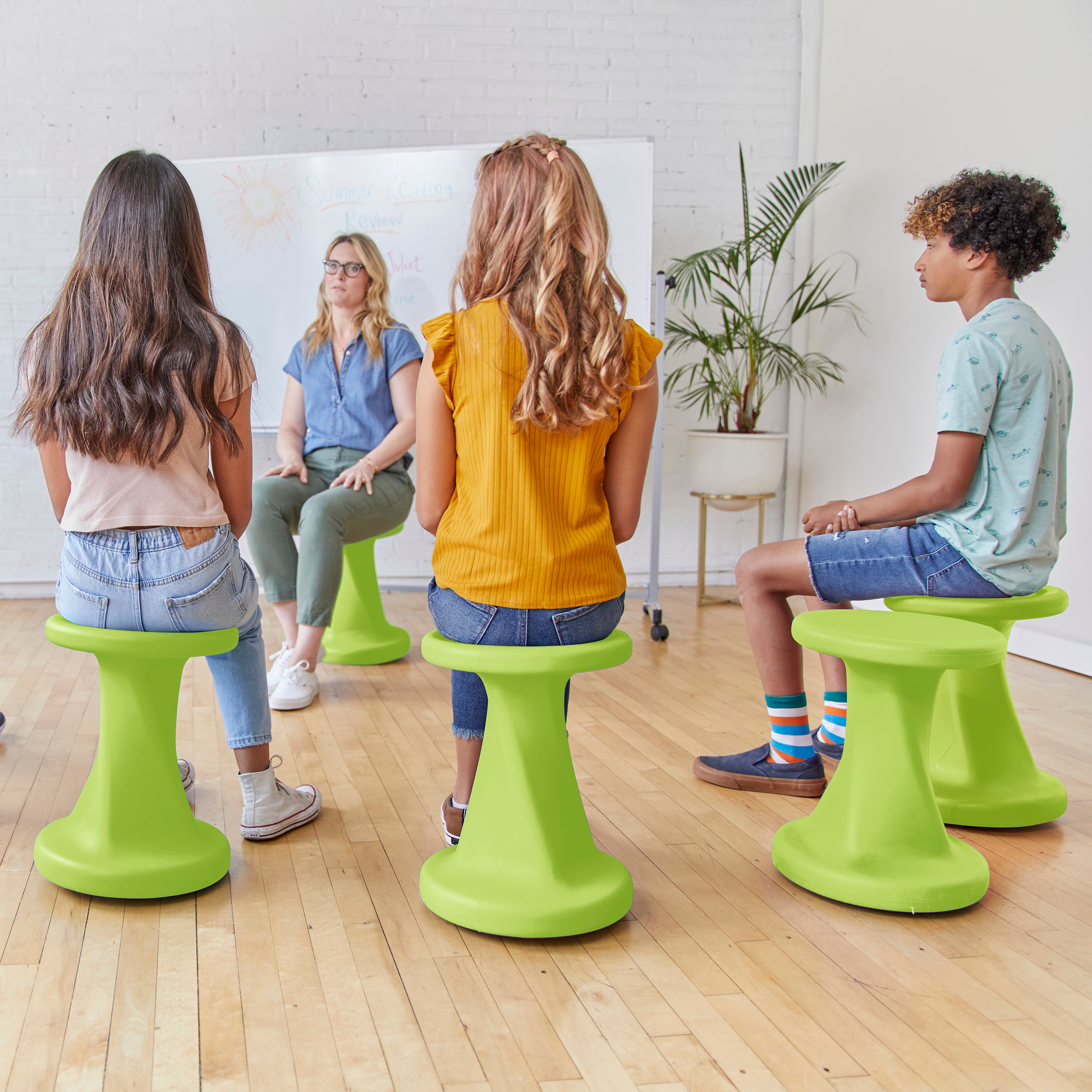 Twist Wobble Stool, 18in Seat Height
