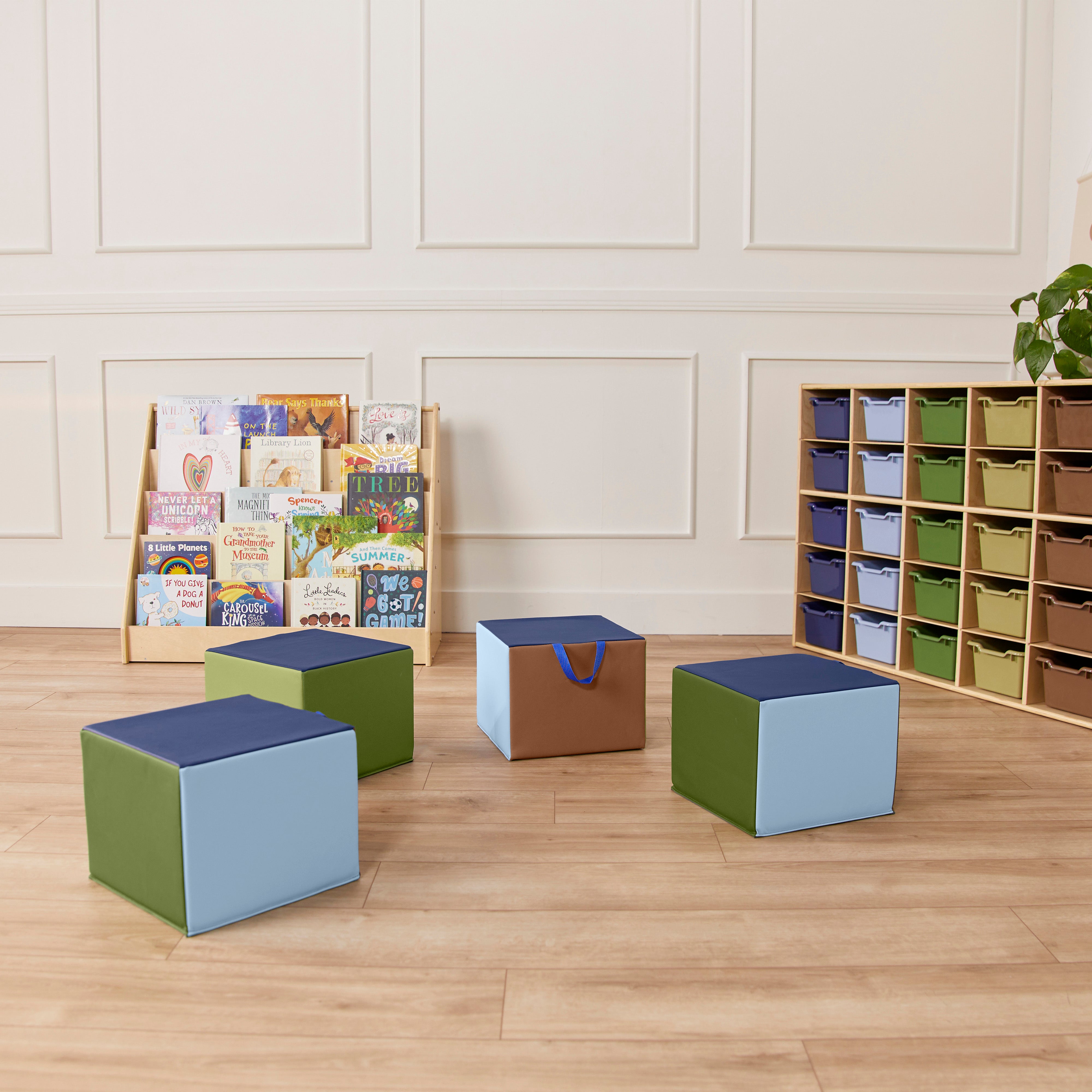 Children's Cozy Cube Seat with Handle, 4-Piece