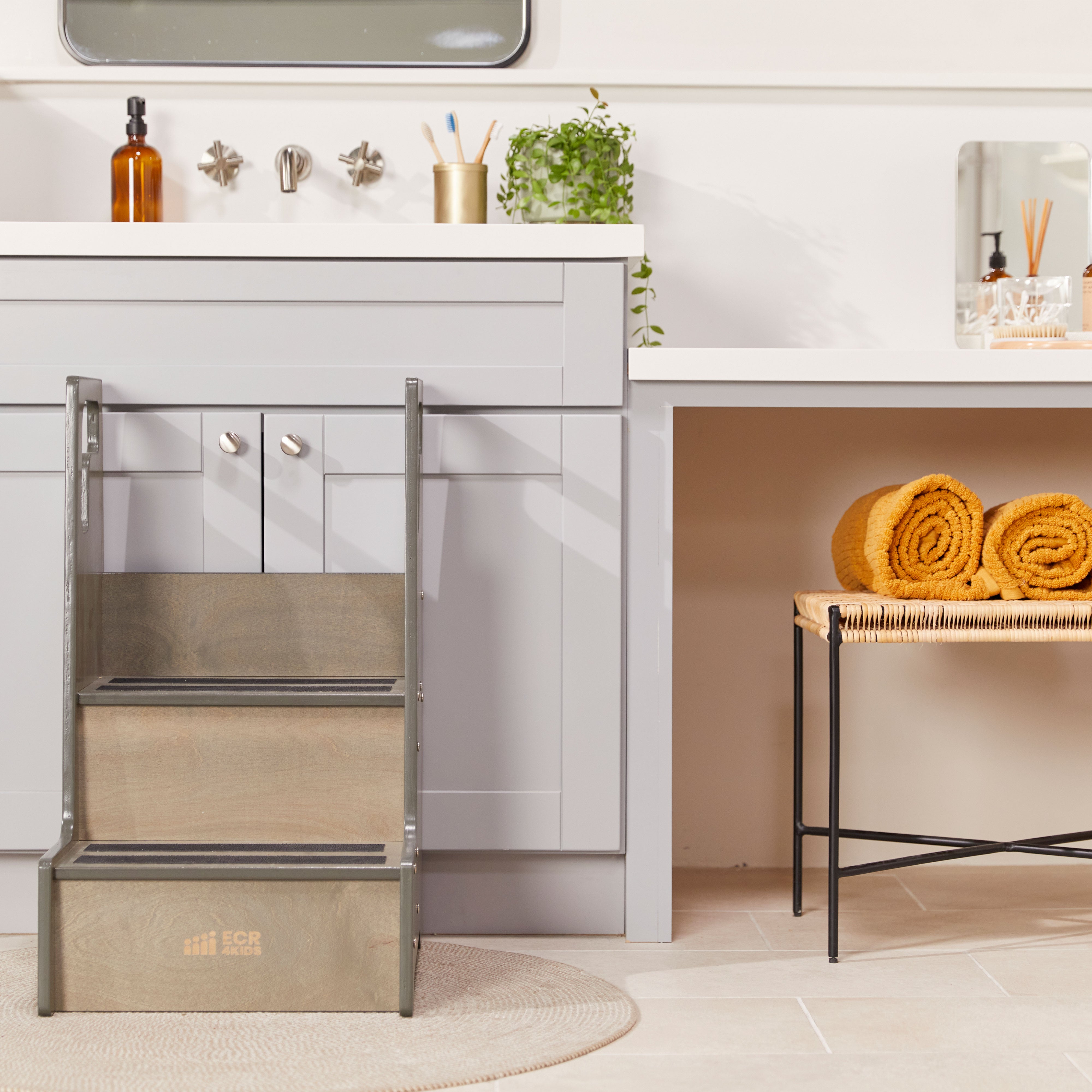 Reach-Up Step Stool with Handles