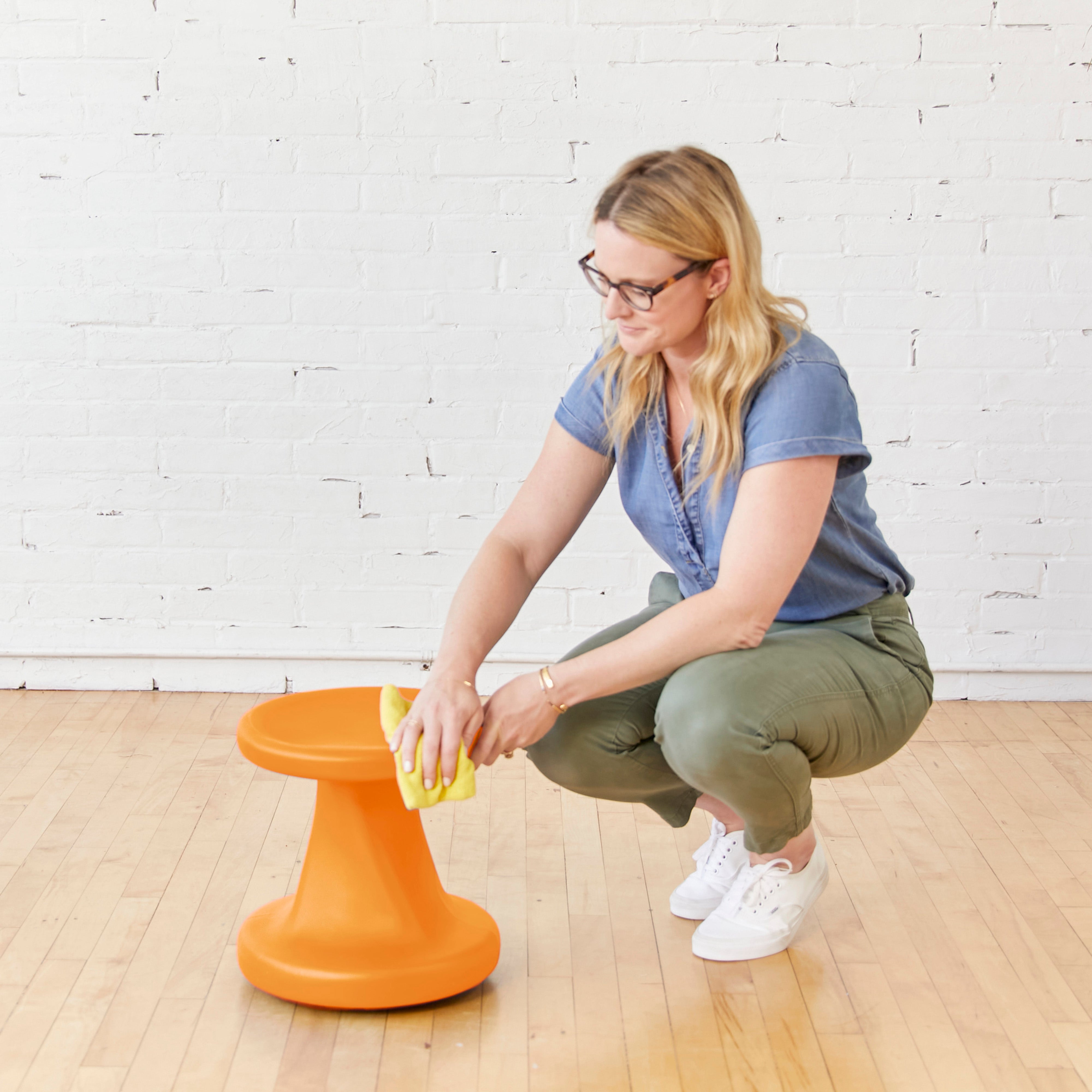 Twist Wobble Stool, 14in Seat Height