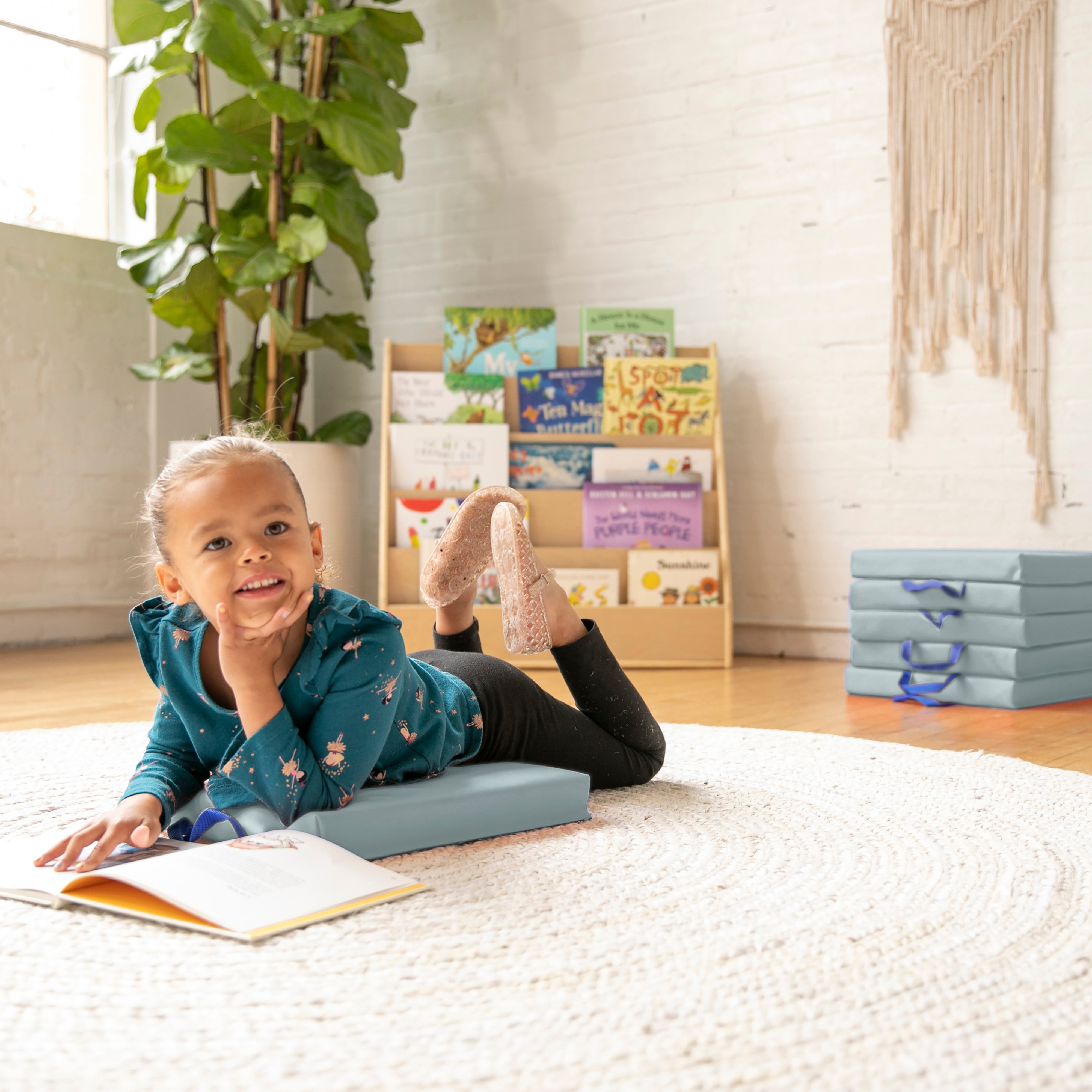 Square Floor Cushions with Handles, Classroom Flexible Seating, 6-Piece