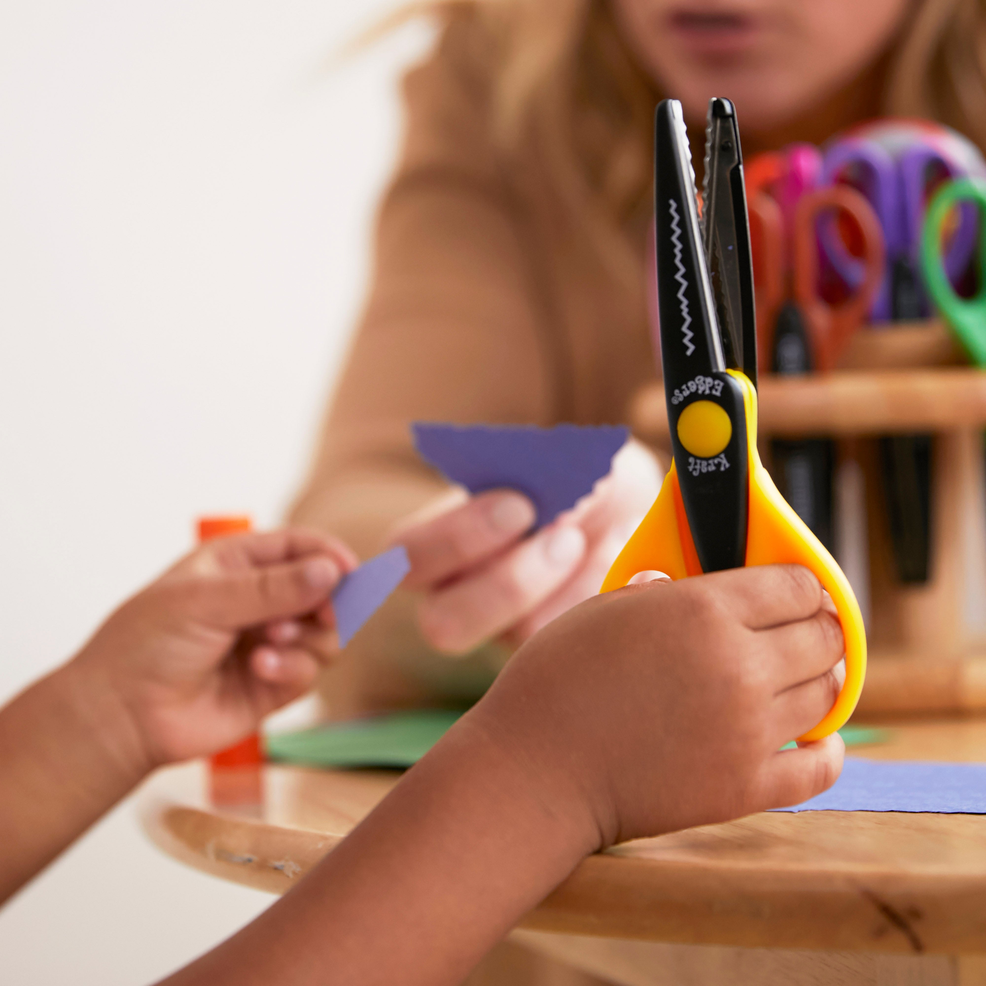 Kraft Edgers with Rotating Hardwood Rack, 18-Piece