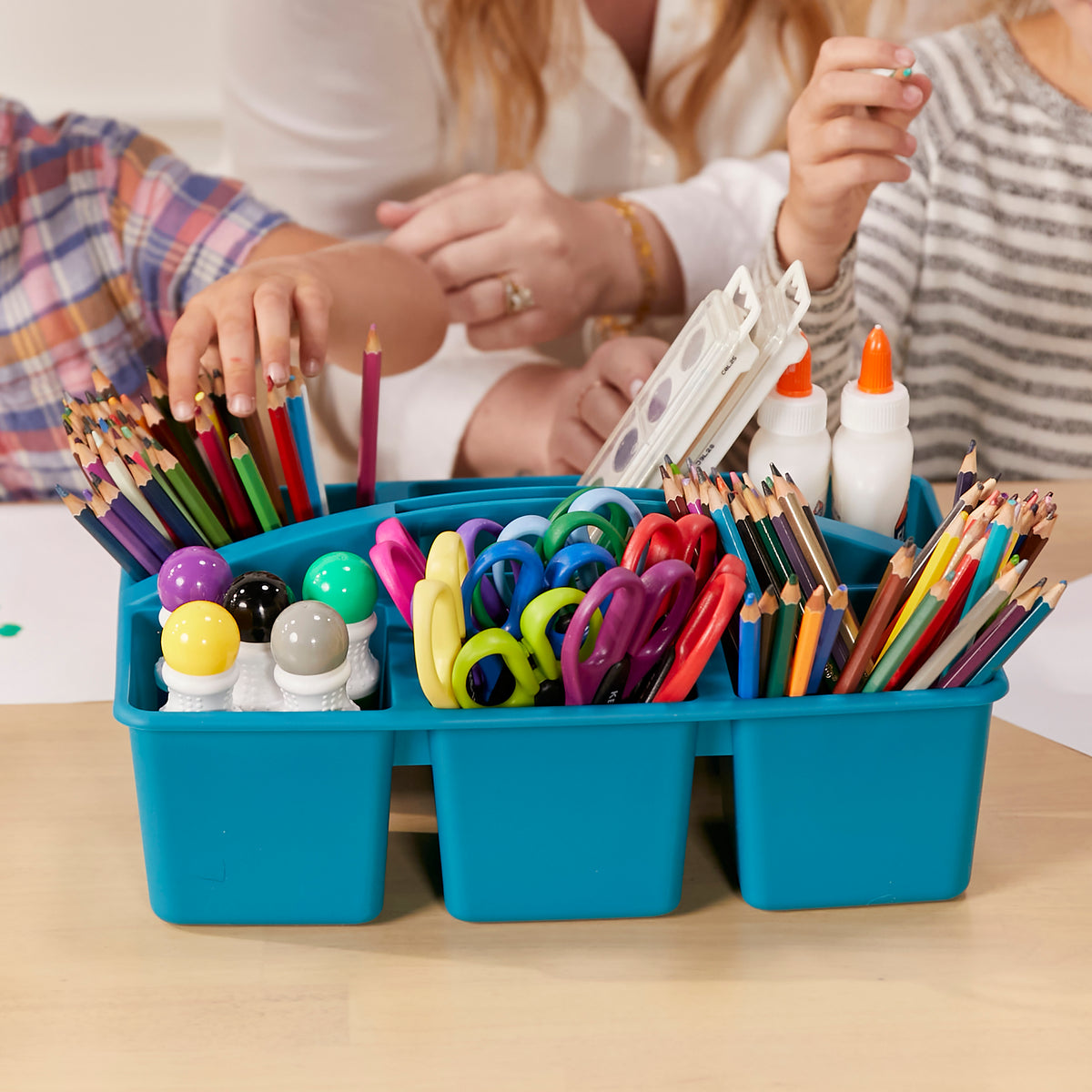 6-Compartment Large Plastic Caddy, 6-Pack