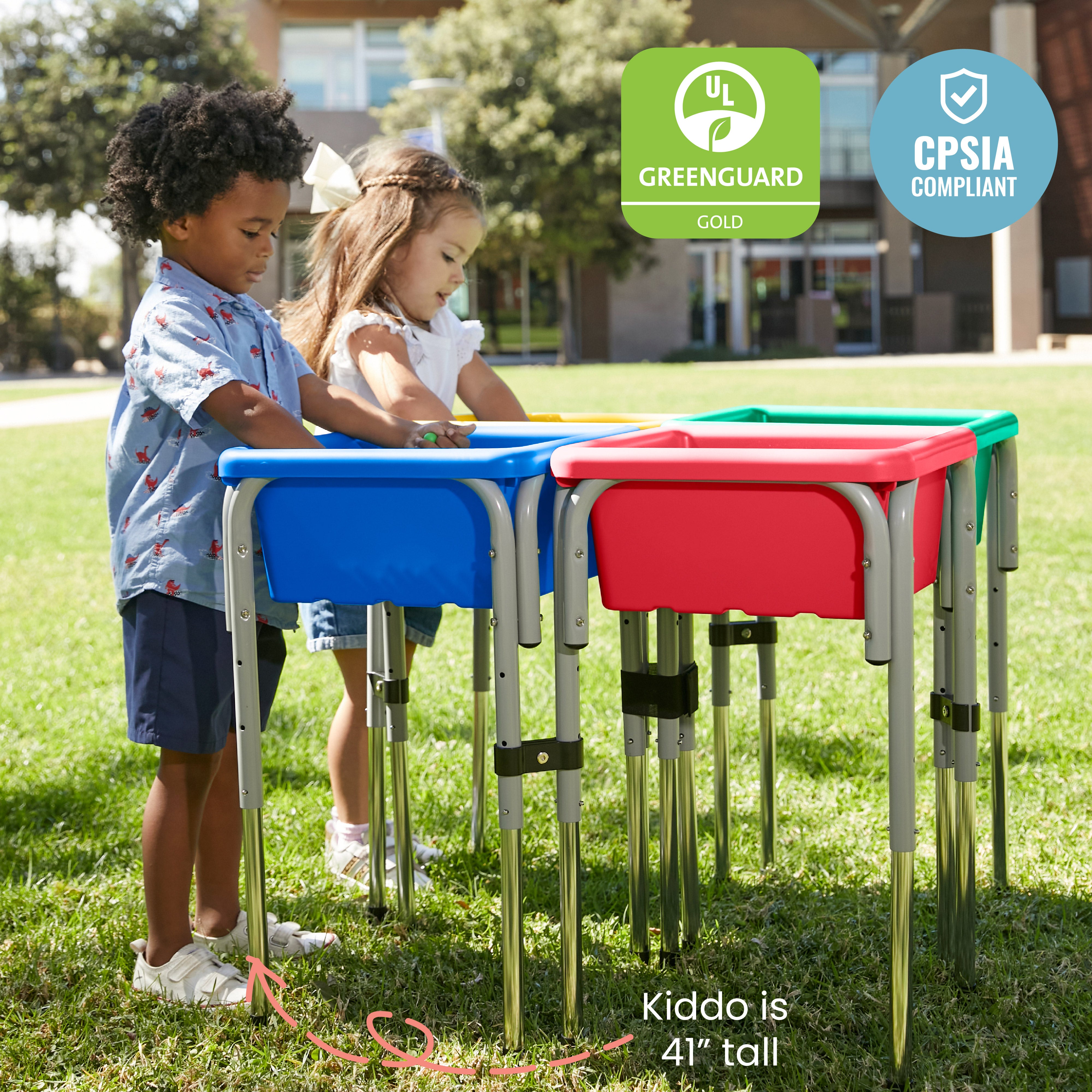 4-Station Sand and Water Adjustable Play Table